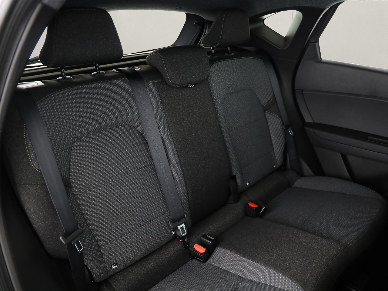 RENAULT Captur 1.8 E-Tech techno-image-7
