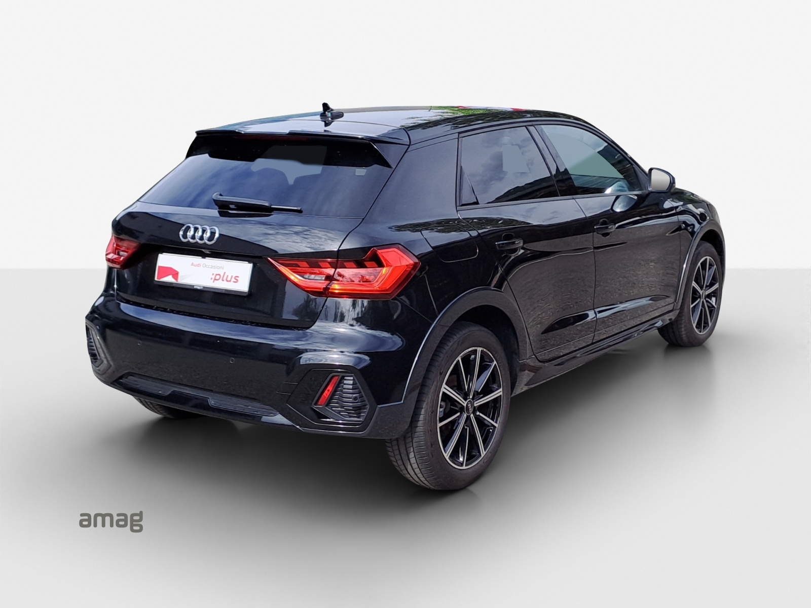 AUDI A1 City Carver30 TFSI Attraction-image-4