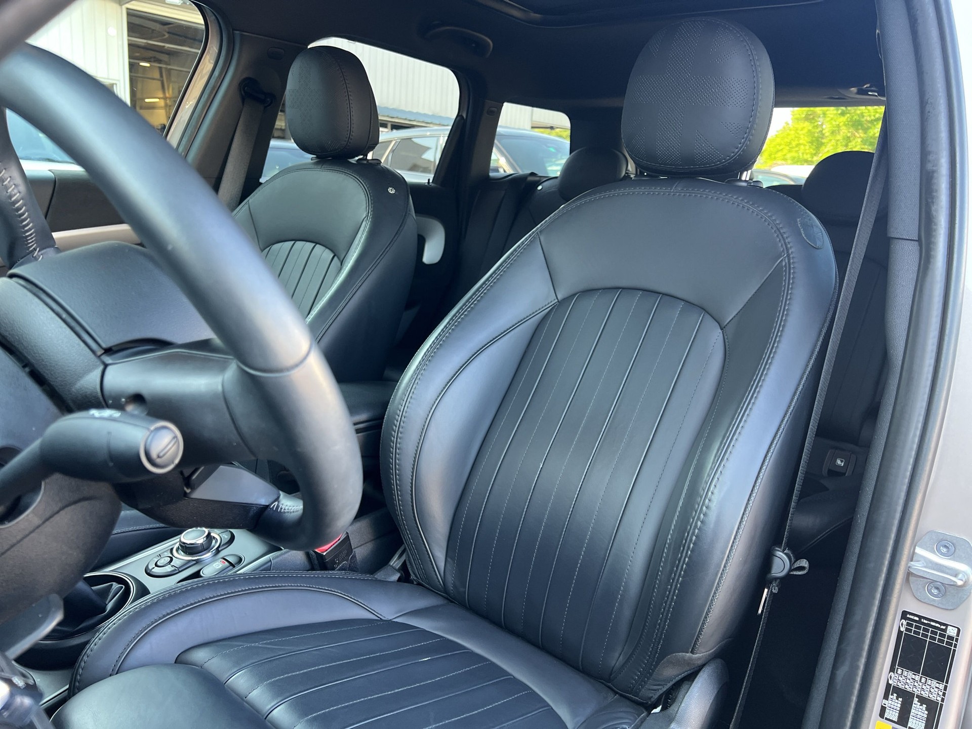 MINI Countryman Cooper SE ALL4 PHEV Steptronic-image-9