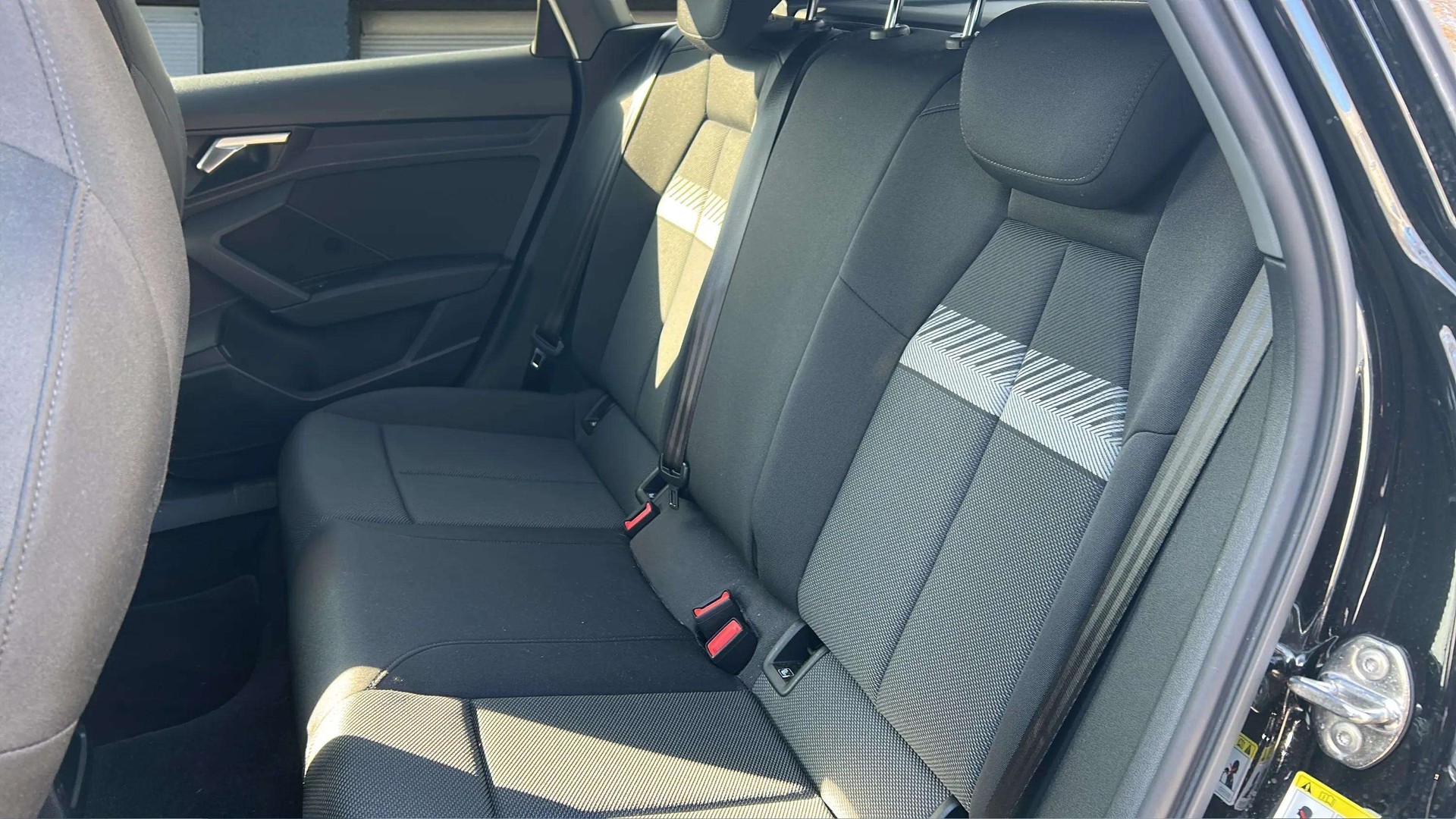 AUDI A3 Sportback 35 TFSI S line Attraction S-tronic mit 5J Werksgarantie oder bis 100000km-image-12