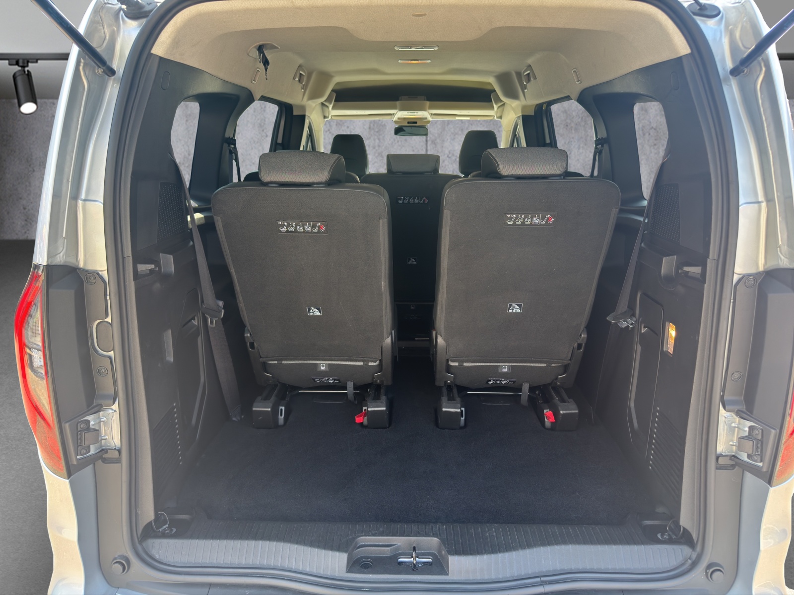 RENAULT Kangoo 1.3 TCe 130 PF Techno EDC-image-7
