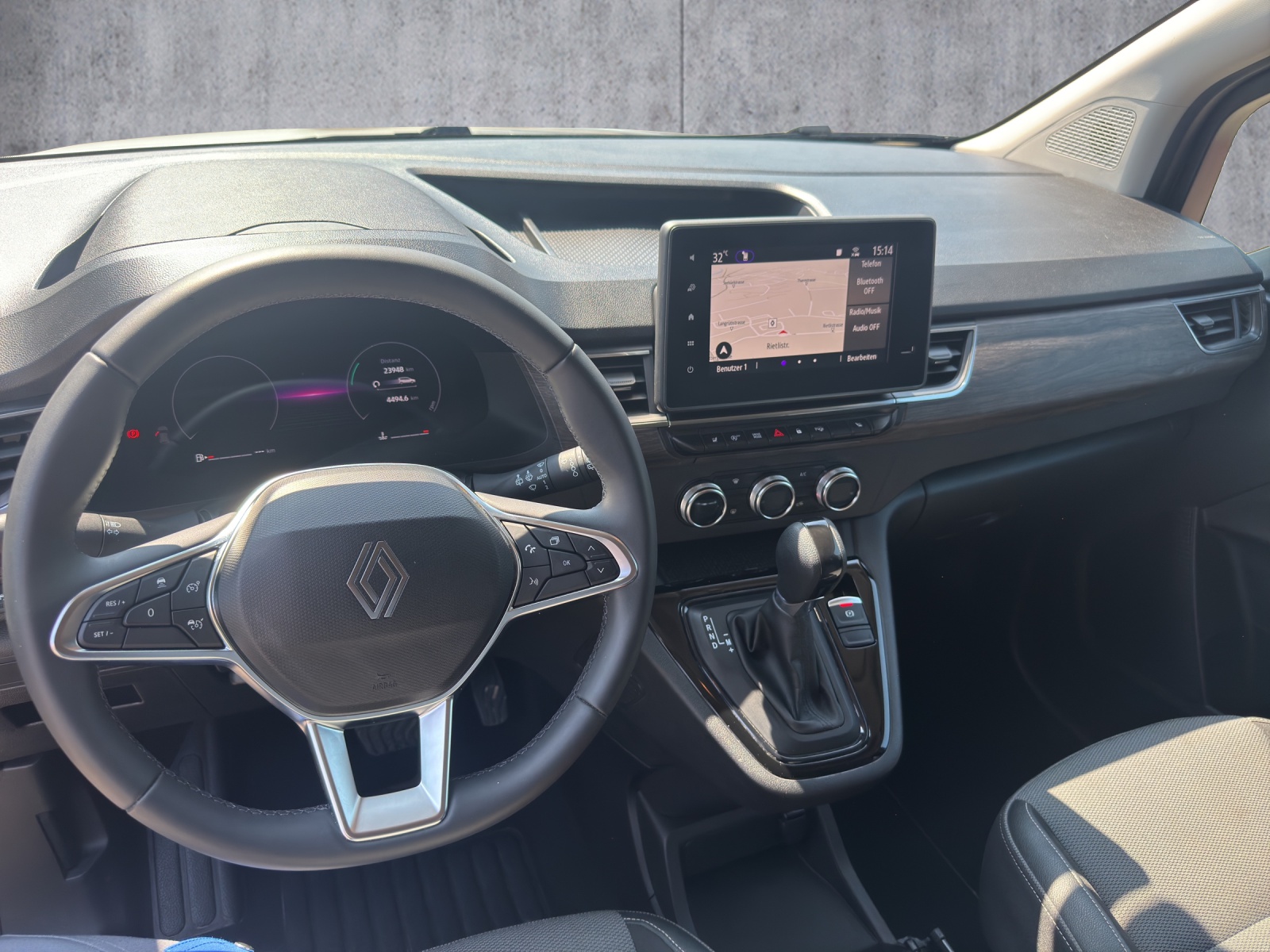 RENAULT Kangoo 1.3 TCe 130 PF Techno EDC-image-4