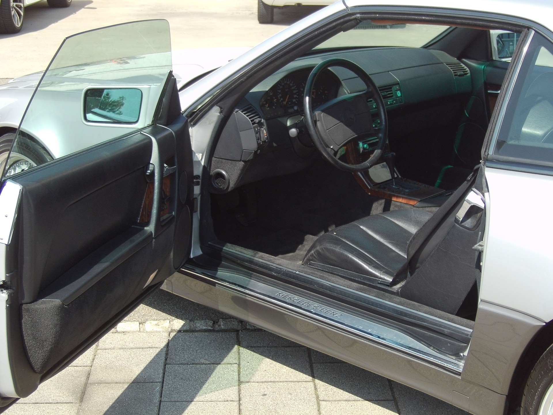 MERCEDES-BENZ CH-Fahrzeug-image-13