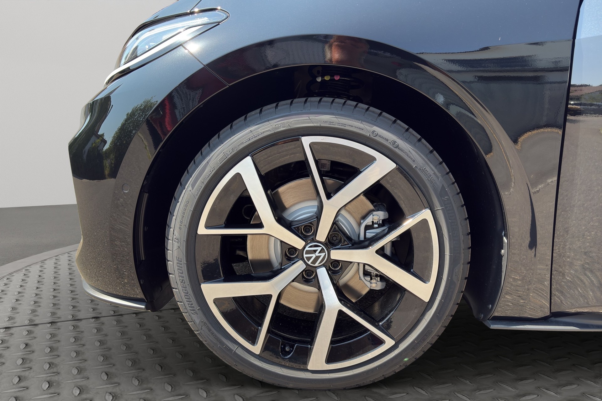 VW ID.3 Neo 79 kWh 231 PS Style-image-11