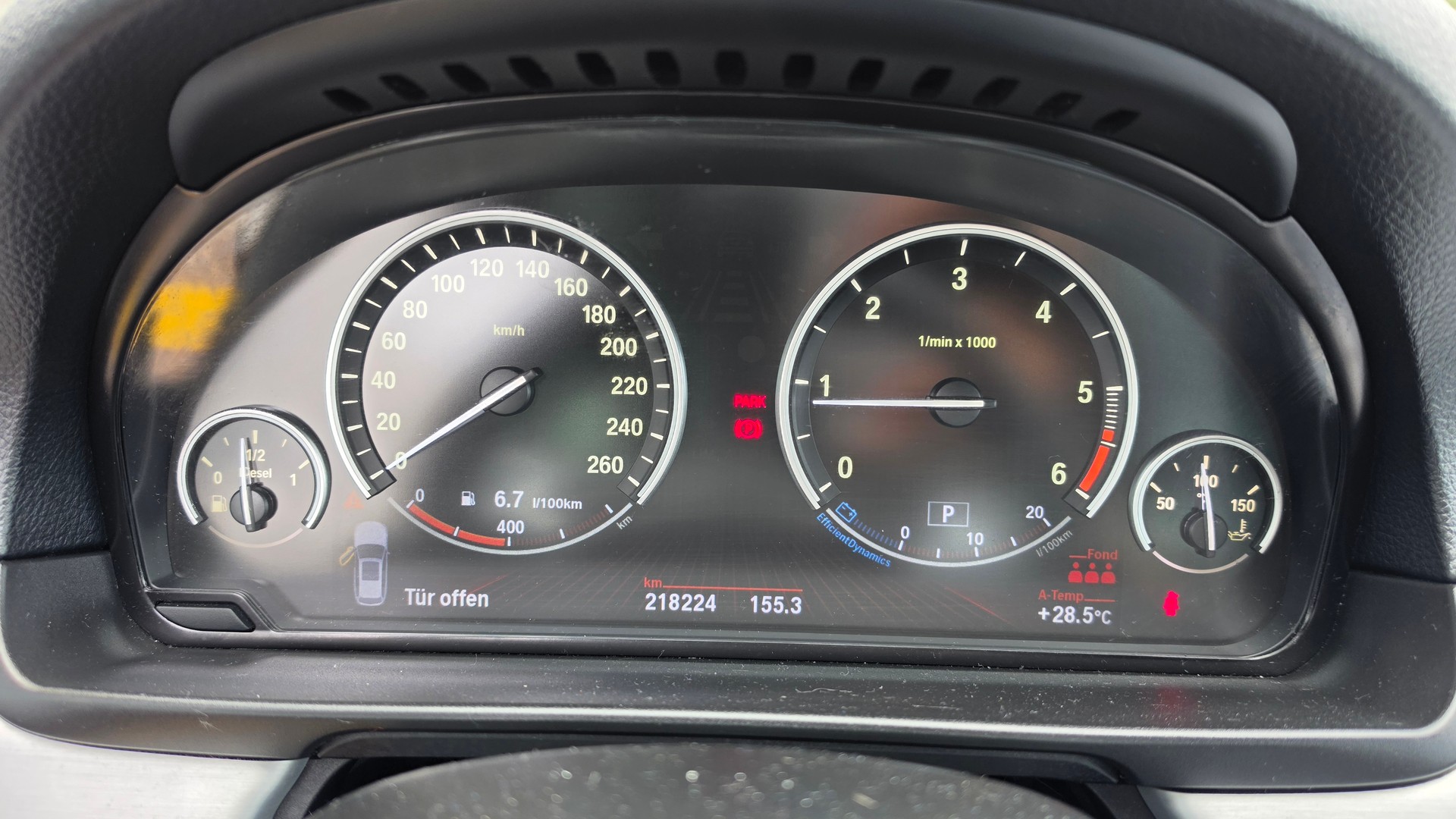 BMW 525d xDrive Touring Steptronic-image-16