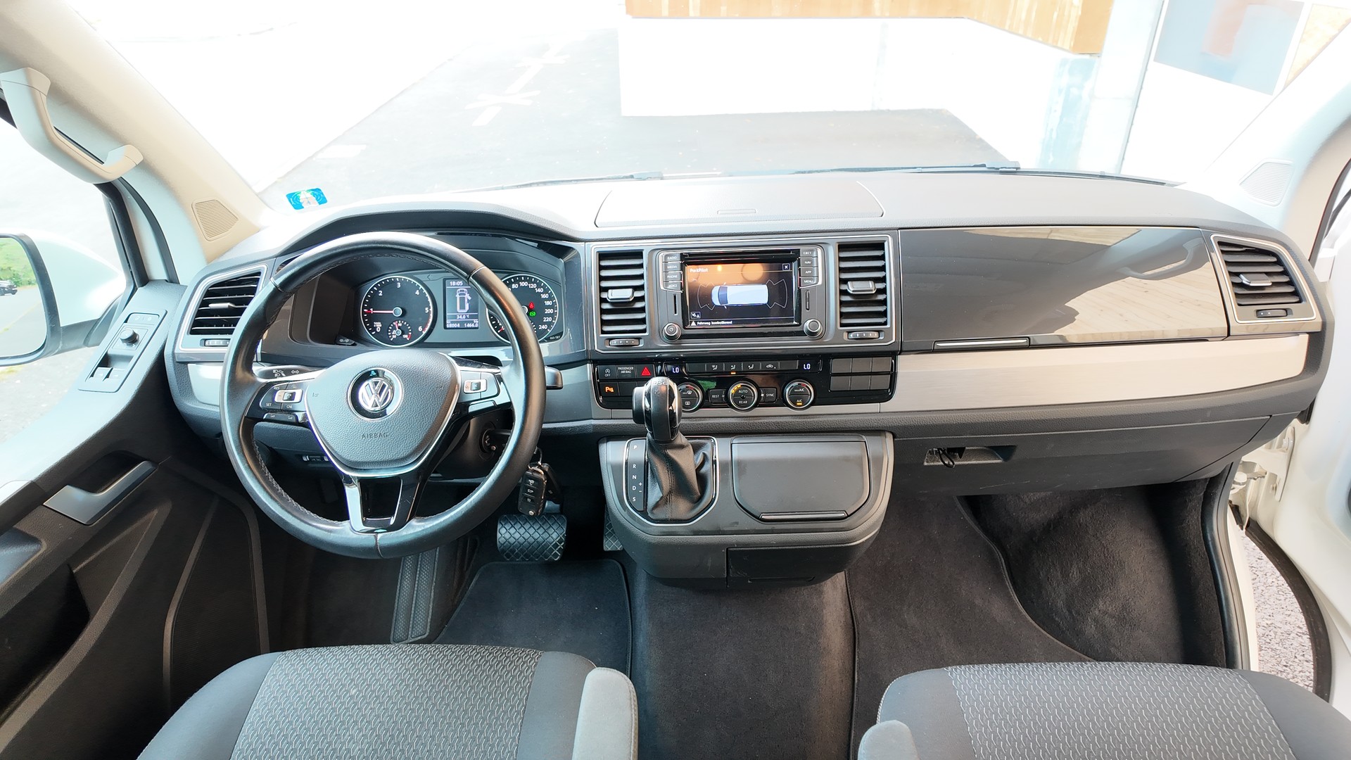 VW T6 California 2.0 TDI Beach DSG-image-8