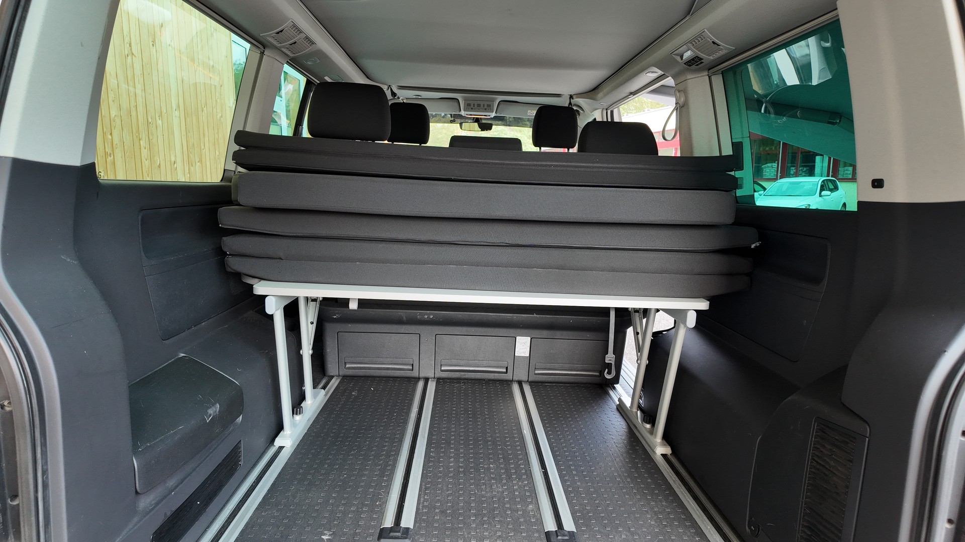 VW T6 California 2.0 TDI Beach DSG-image-13