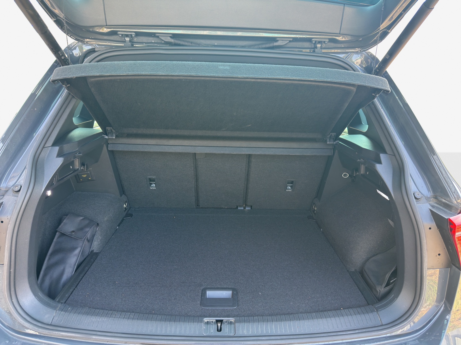 VW Tiguan 2.0TSI R-Line 4Motion DSG-image-12