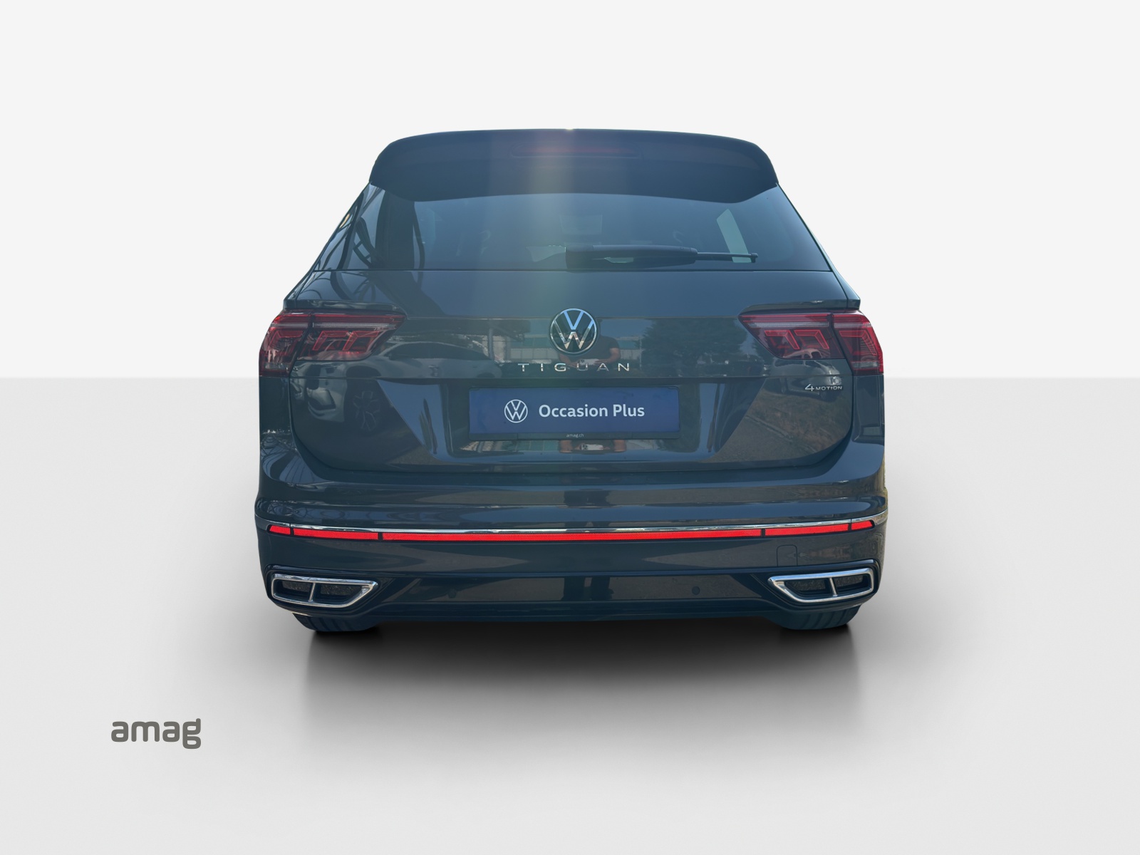 VW Tiguan 2.0TSI R-Line 4Motion DSG-image-3