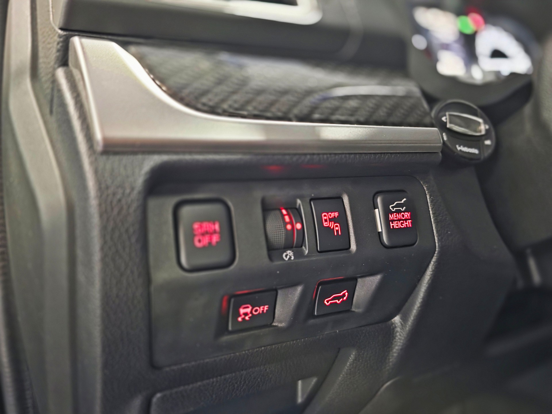 SUBARU Forester 2.0iS Executive Lineartronic AWD-image-21