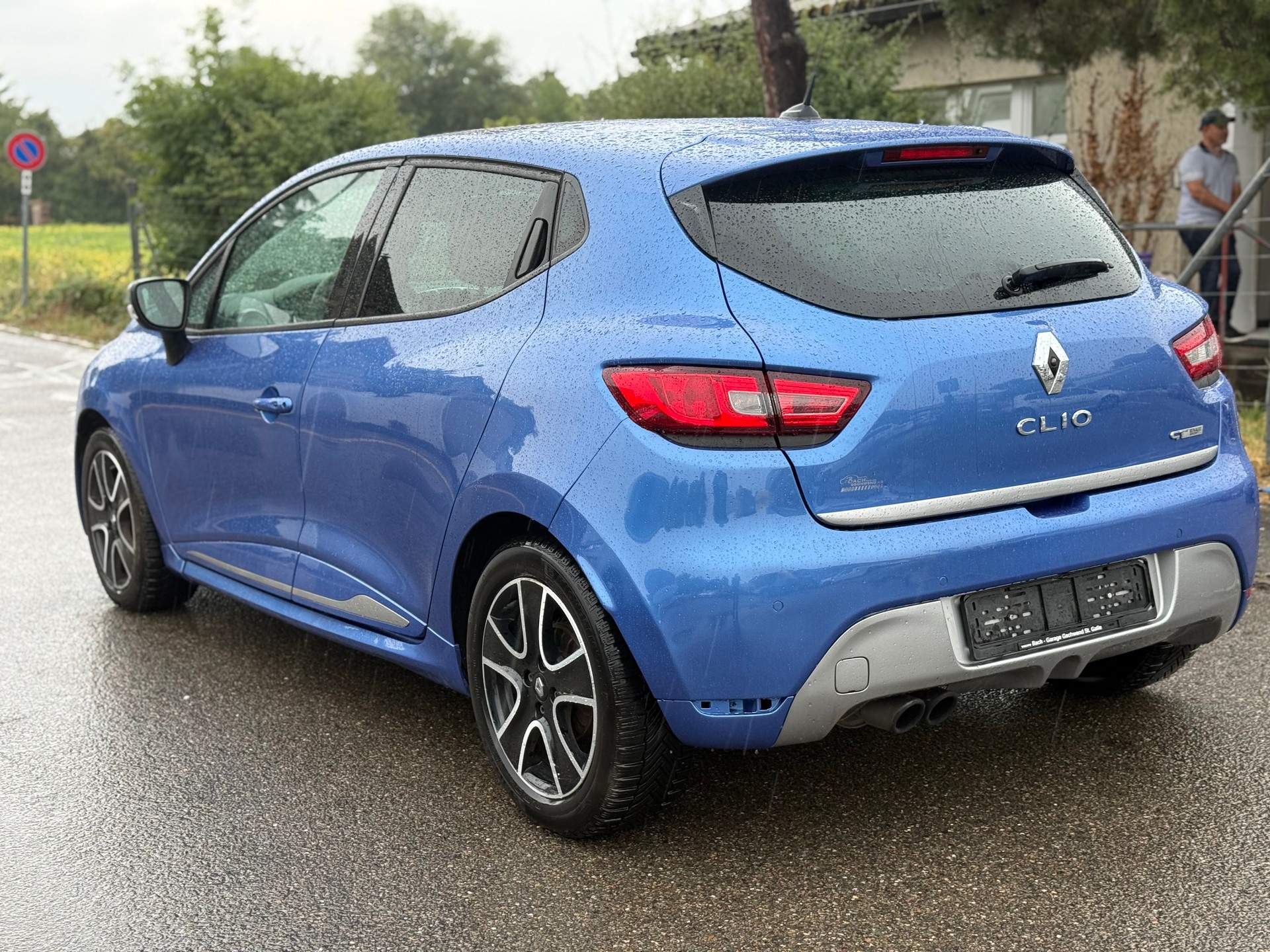 RENAULT Clio 1.2 16V T Dynamique EDC-image-5