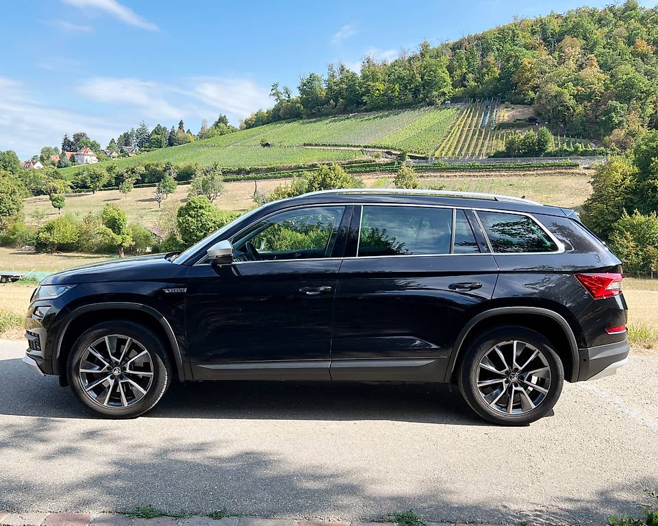 SKODA KODIAQ-image-2