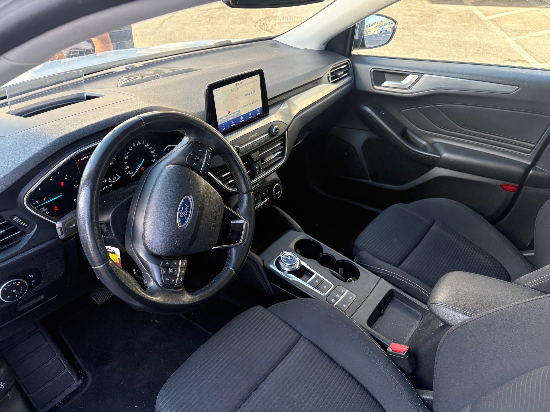 FORD Focus 1.5 TDCi Trend Automatic-image-9
