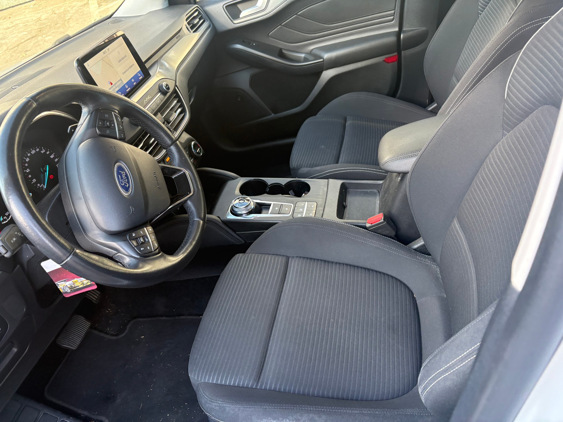 FORD Focus 1.5 TDCi Trend Automatic-image-8
