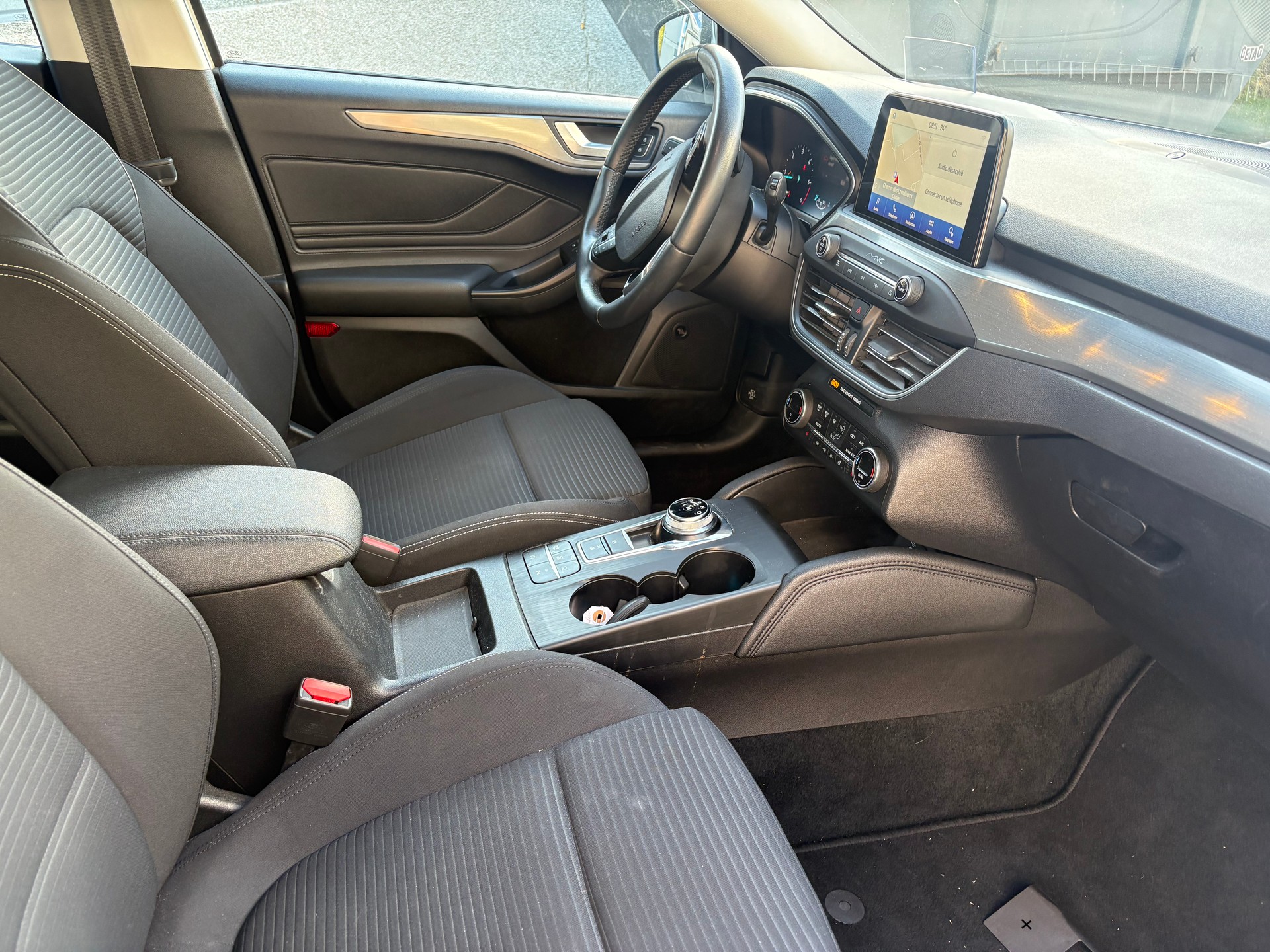 FORD Focus 1.5 TDCi Trend Automatic-image-4