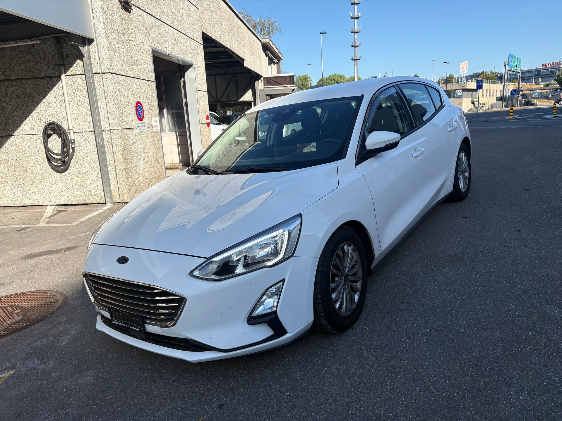 FORD Focus 1.5 TDCi Trend Automatic-image-0