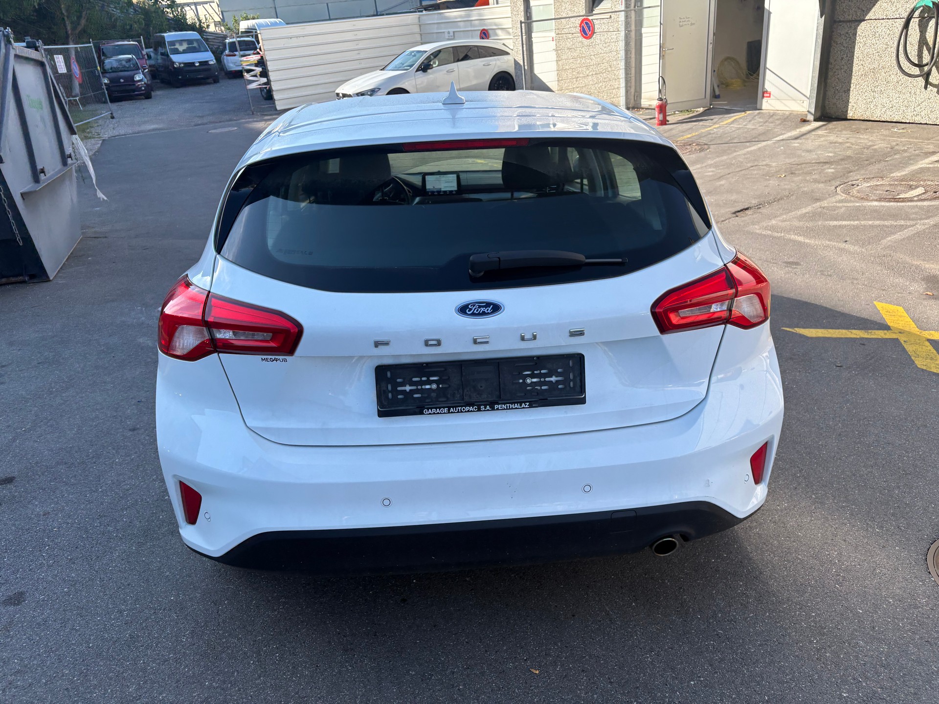 FORD Focus 1.5 TDCi Trend Automatic-image-5