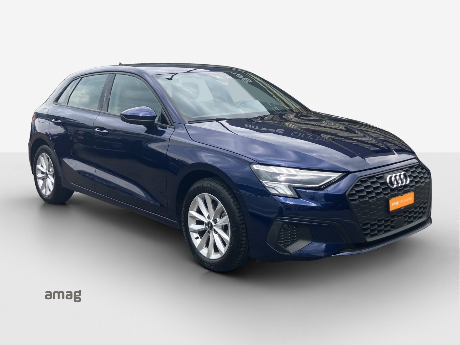 AUDI A3 Sportback 35 TFSI Attraction S-tronic-image-5