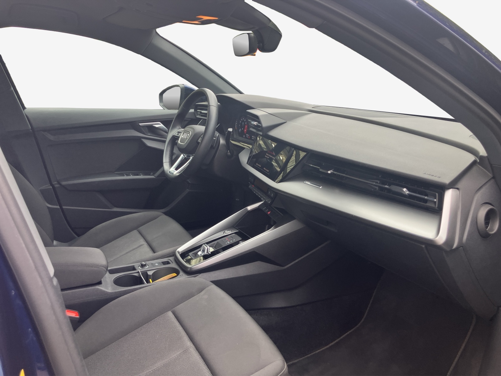 AUDI A3 Sportback 35 TFSI Attraction S-tronic-image-14