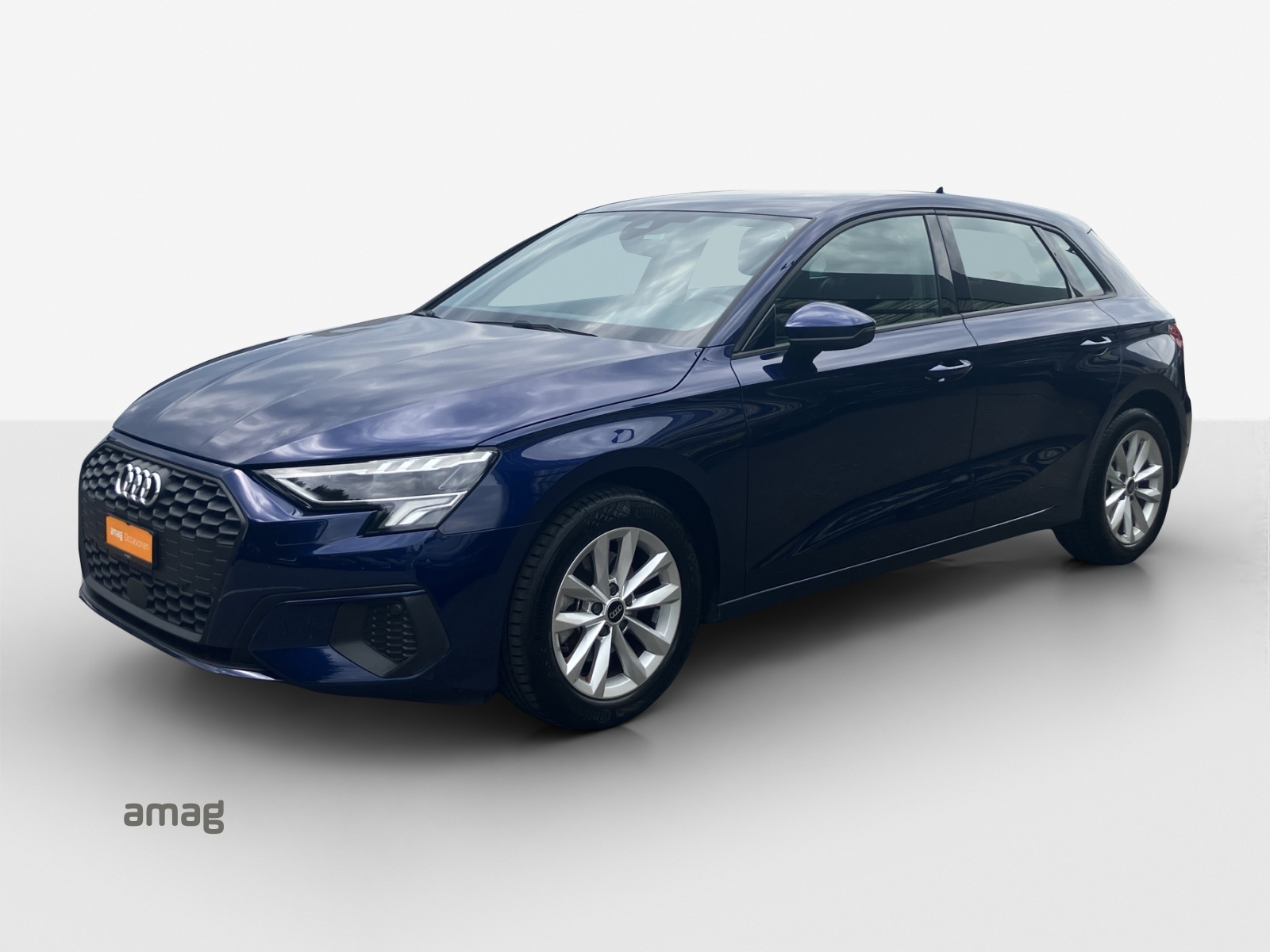 AUDI A3 Sportback 35 TFSI Attraction S-tronic-image-0