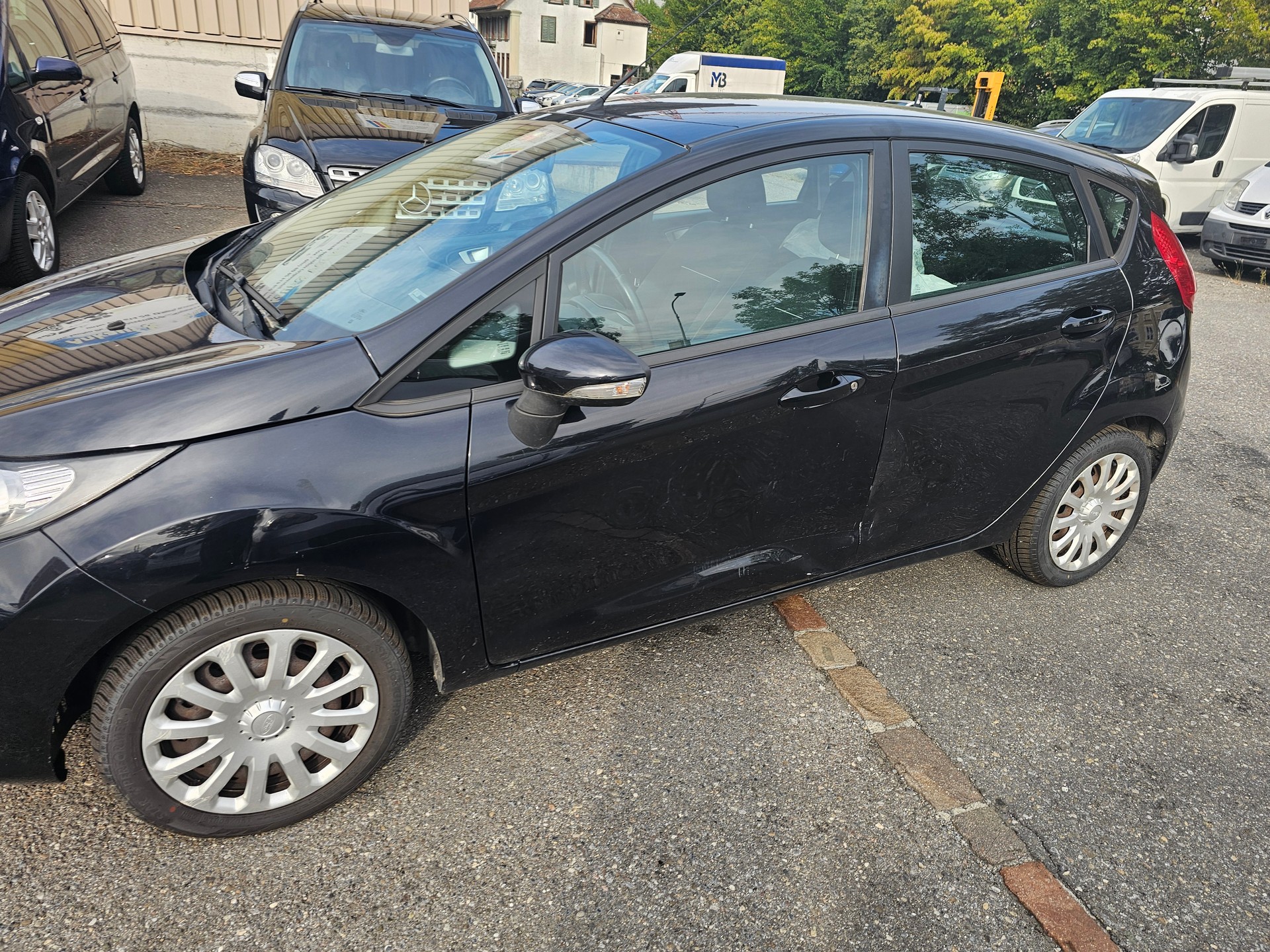 FORD Fiesta 1.4 16V Trend+-image-6