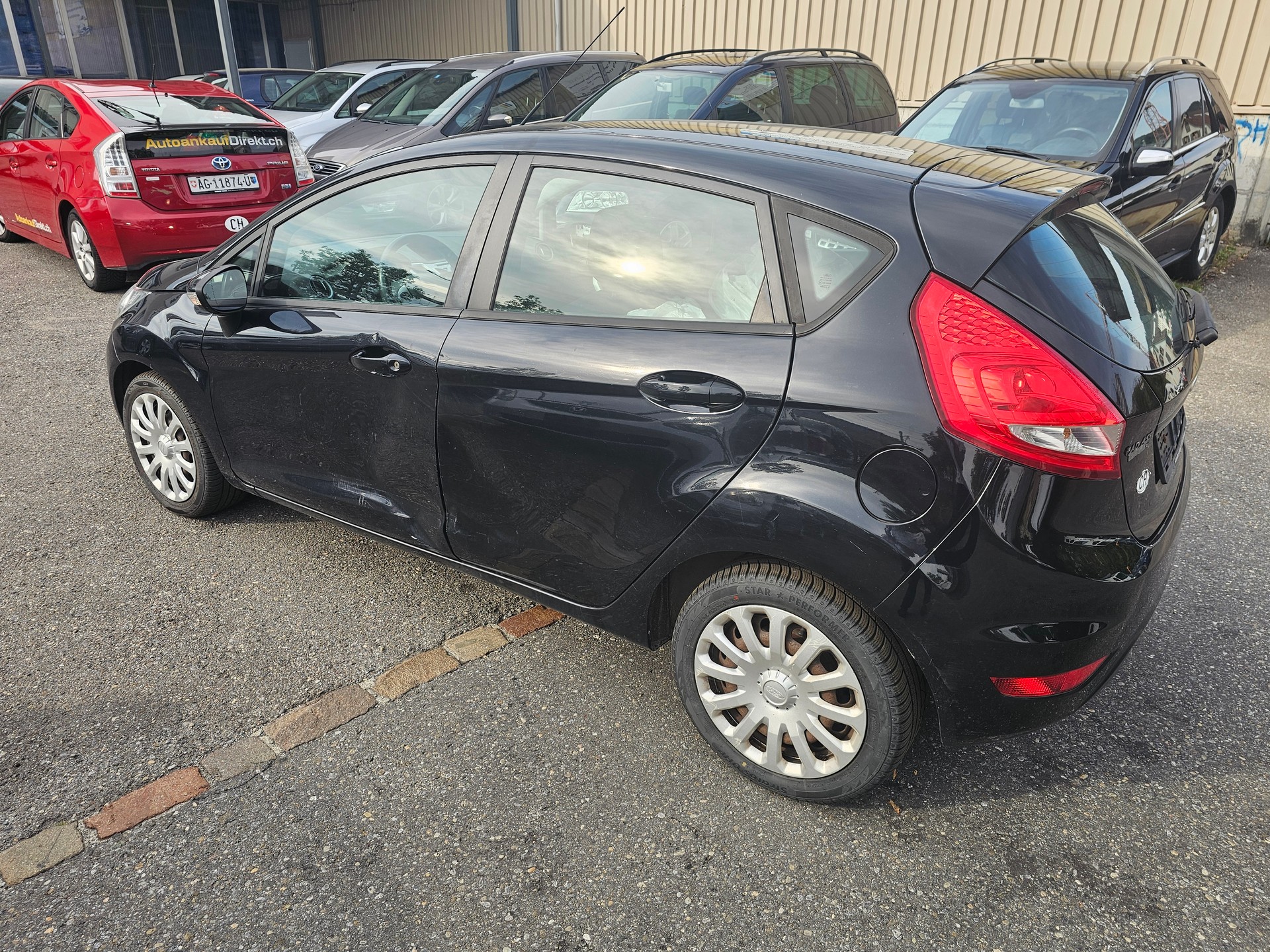 FORD Fiesta 1.4 16V Trend+-image-4