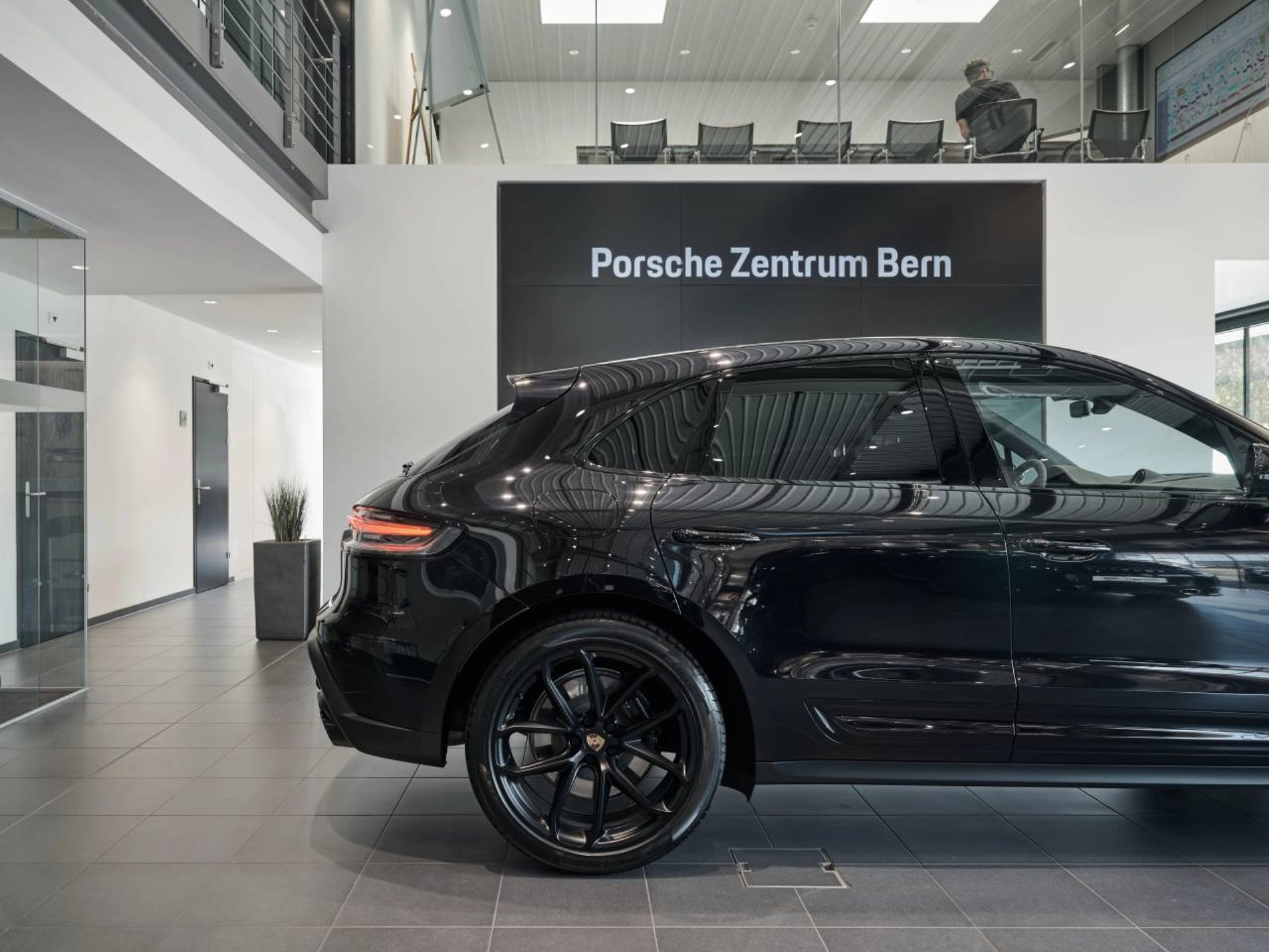 PORSCHE Macan GTS-image-10