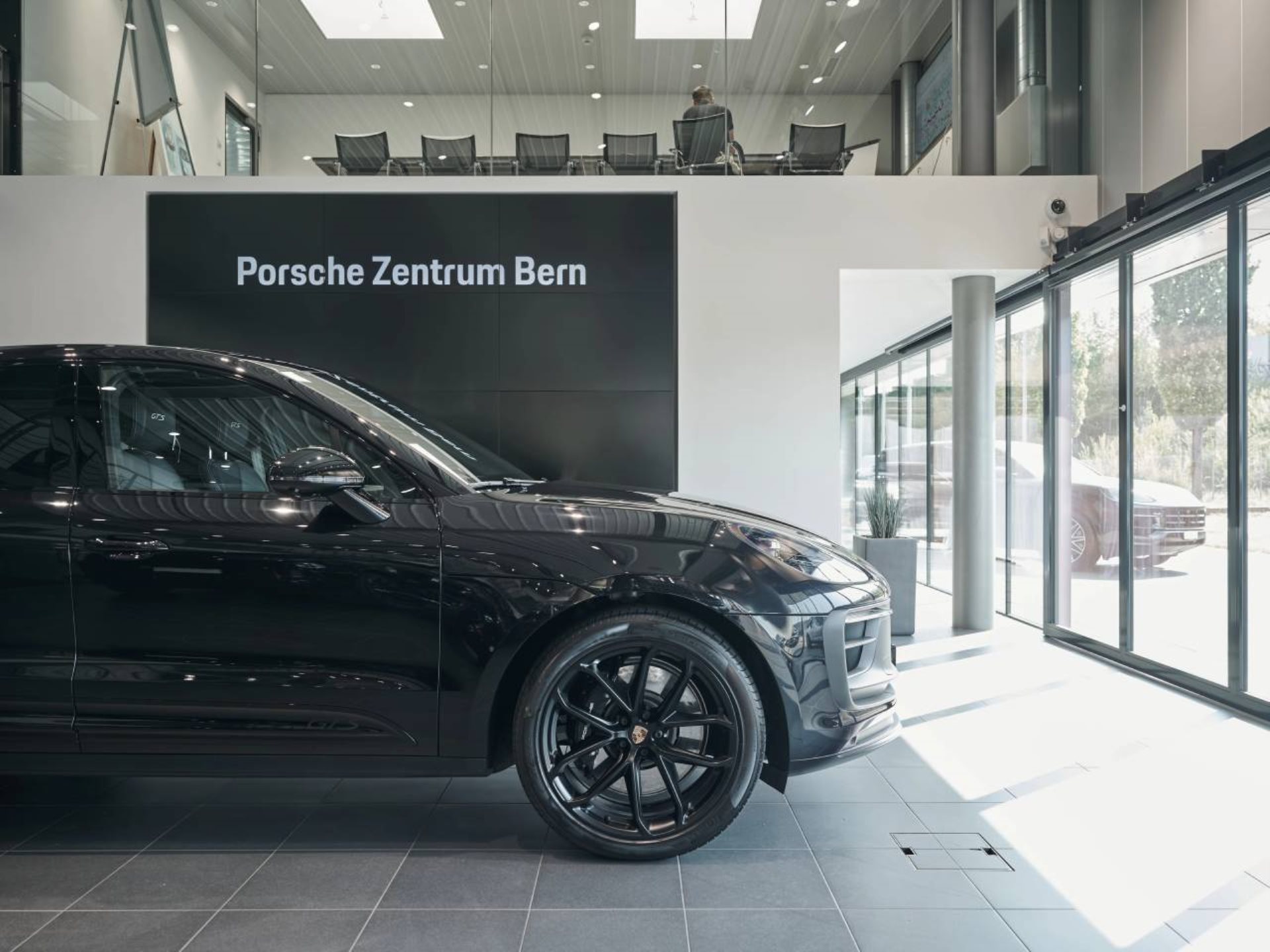 PORSCHE Macan GTS-image-11