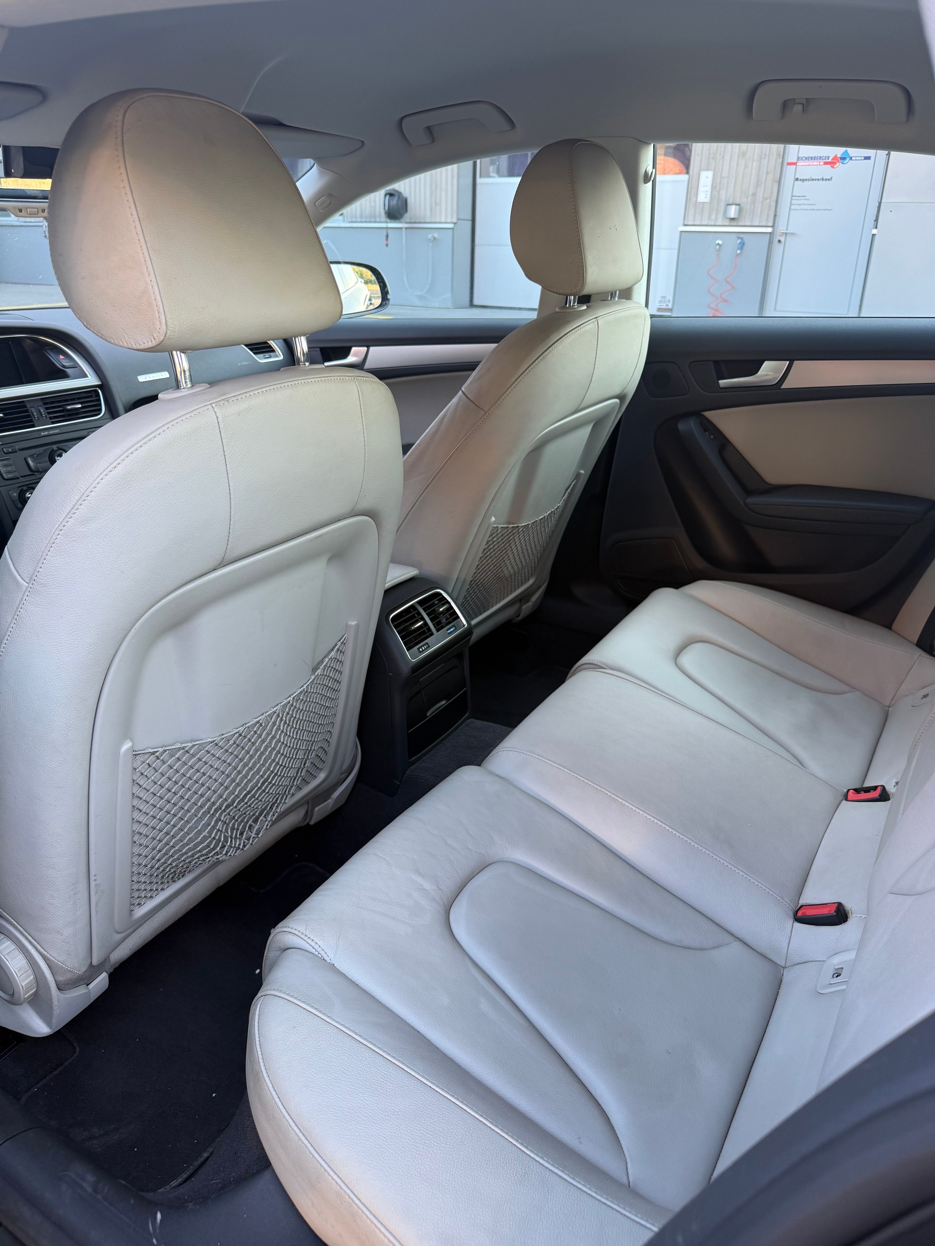 AUDI A5 Sportback 2.0 TFSI quattro S-tronic-image-8