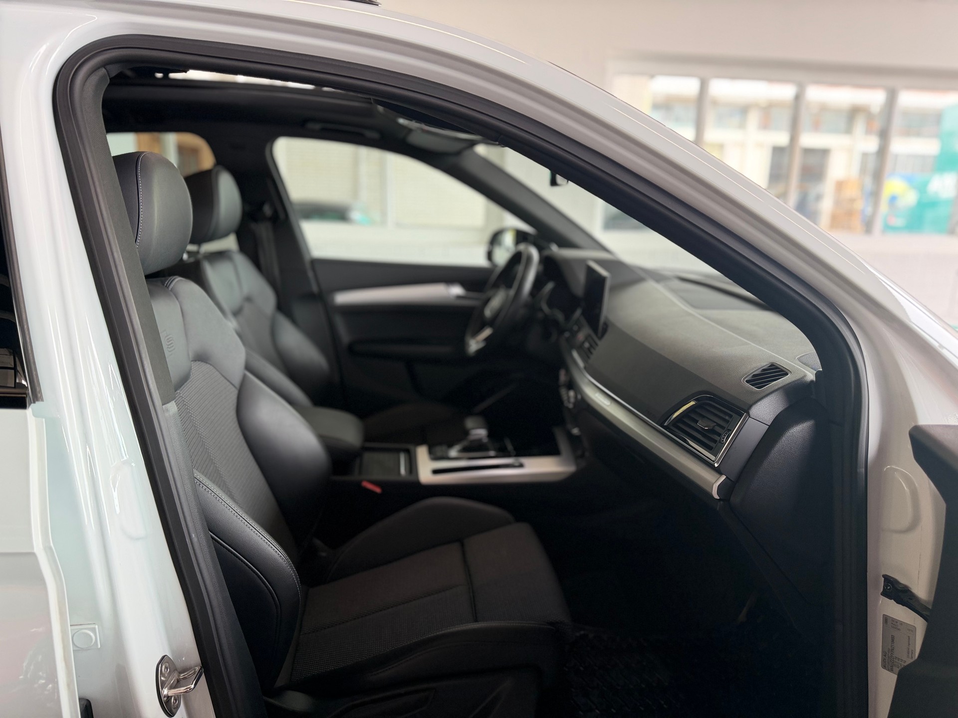 AUDI Q5 40 TDI S-line SPORT quattro S-tronic * 204 PS * 4X4 *-image-7