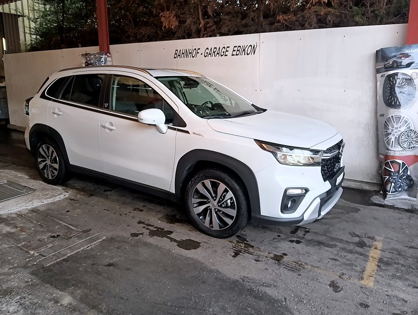 SUZUKI S-Cross 1.5 Piz Sulai Top Hybrid-image-0