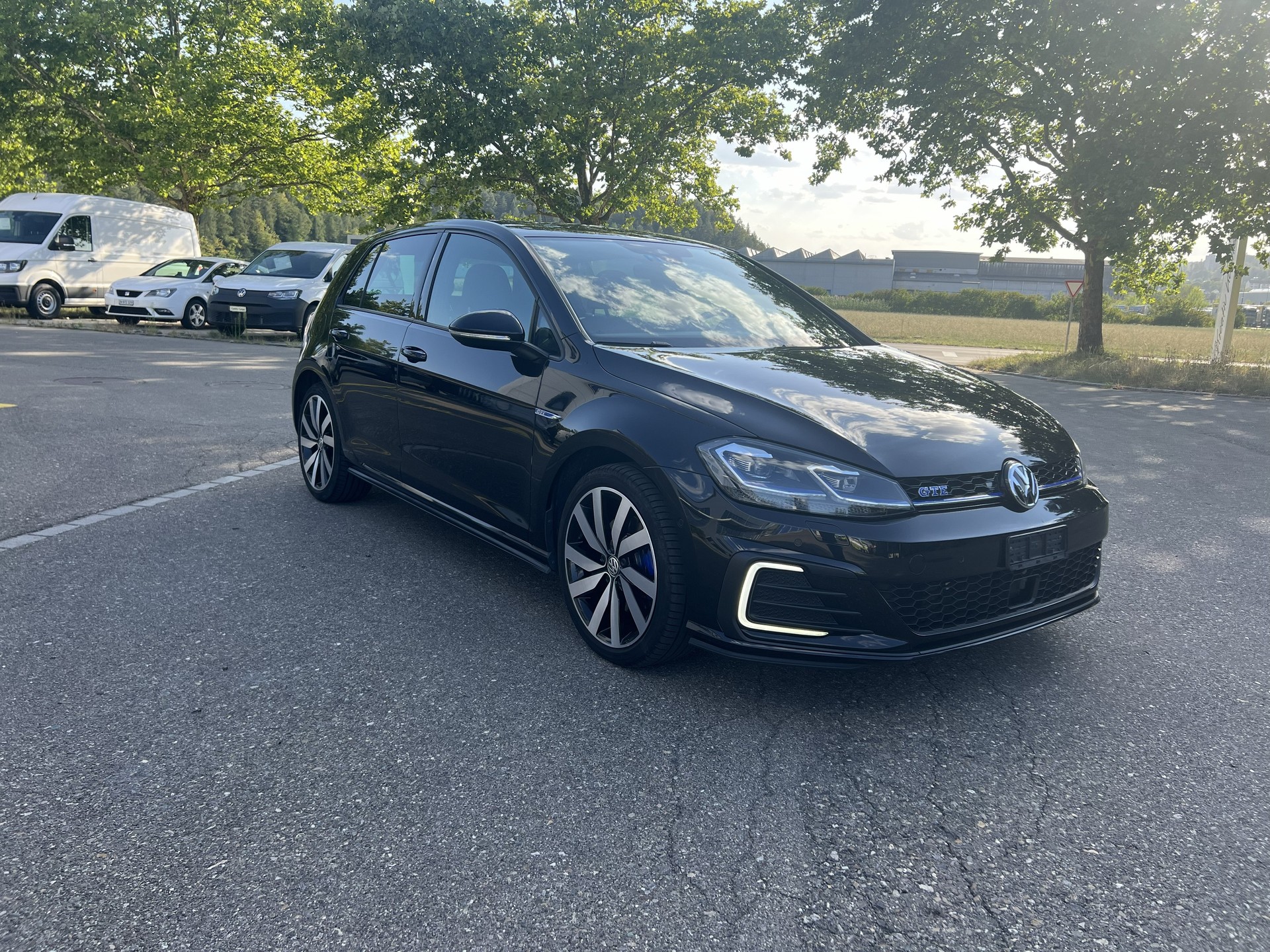 VW 1.4 TSI Plug-In-Hybrid GTE DSG-image-1