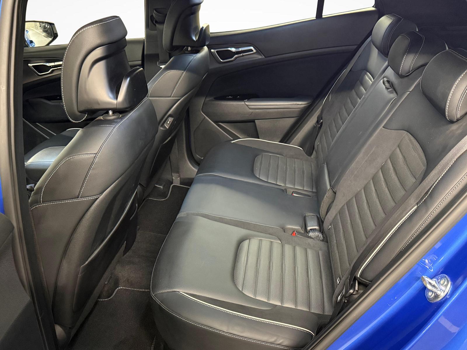 KIA Sportage 1.6 T-GDi Hybrid GT-Line-image-10