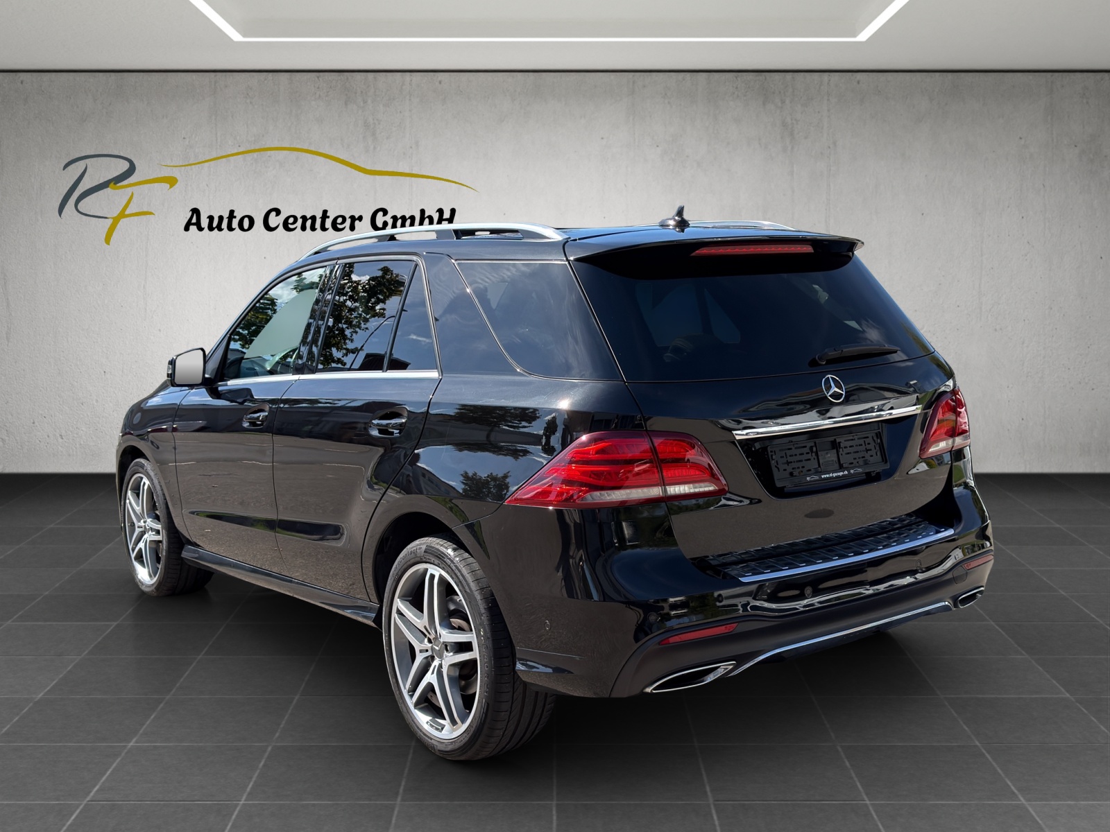 MERCEDES-BENZ GLE 350 d Executive AMG 4Matic 9G-Tronic-image-4