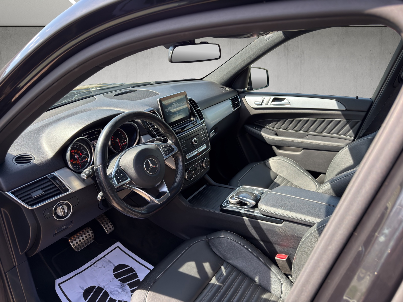 MERCEDES-BENZ GLE 350 d Executive AMG 4Matic 9G-Tronic-image-9