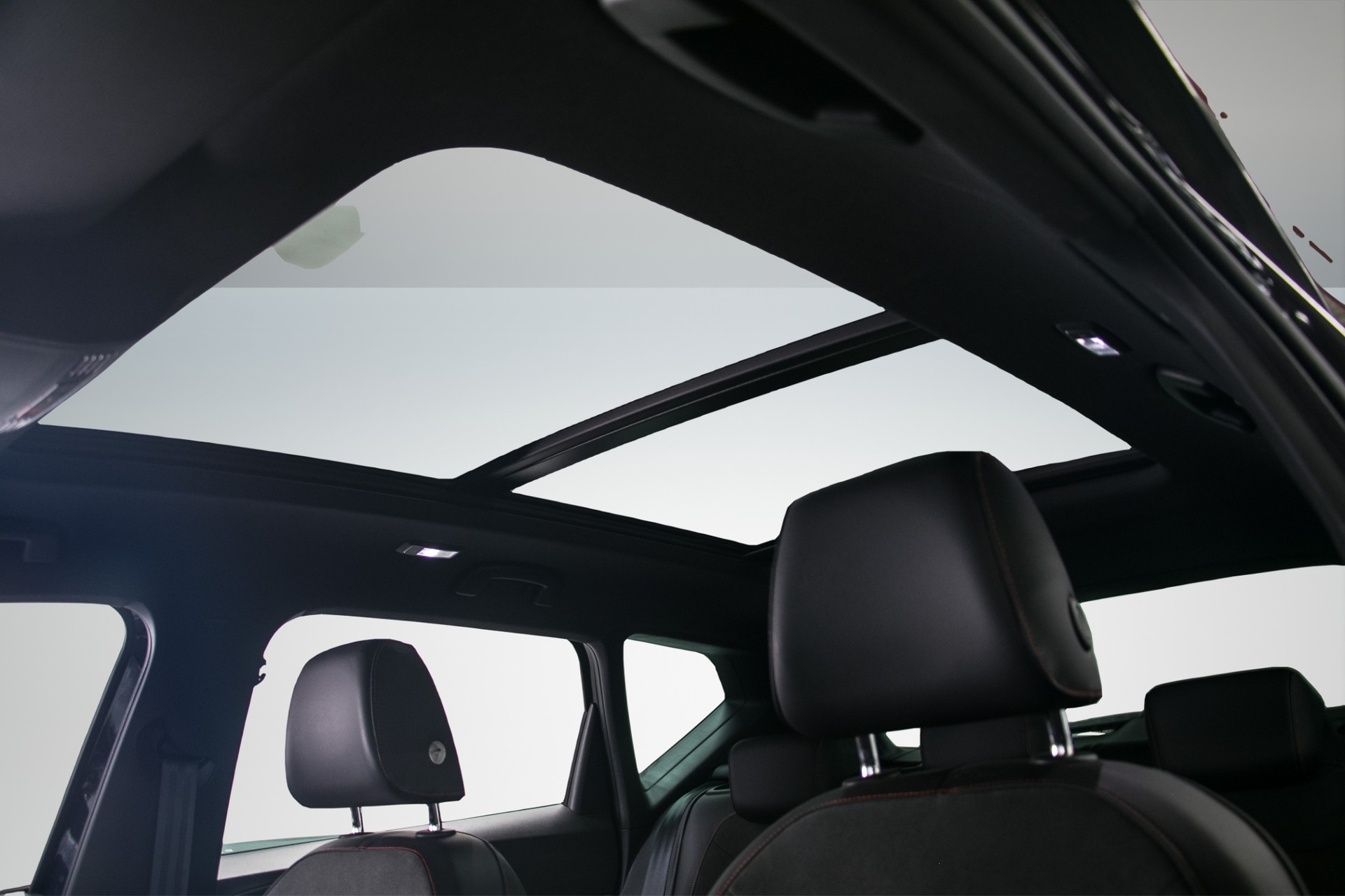 SEAT Ateca 2.0 TDI CR FR 4Drive DSG-image-12