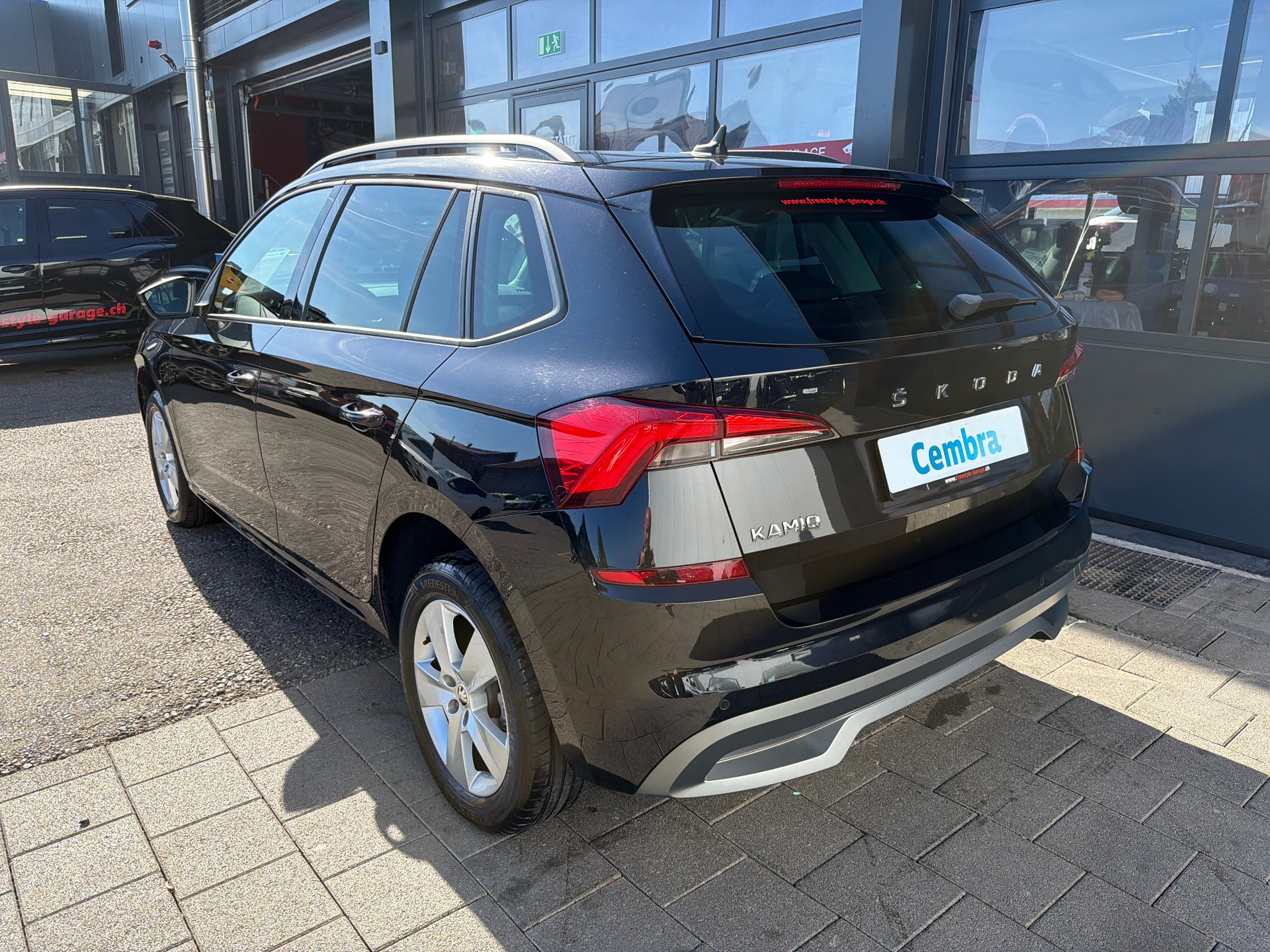 SKODA Kamiq 1.0 TSI Ambition DSG-showroom-element-3