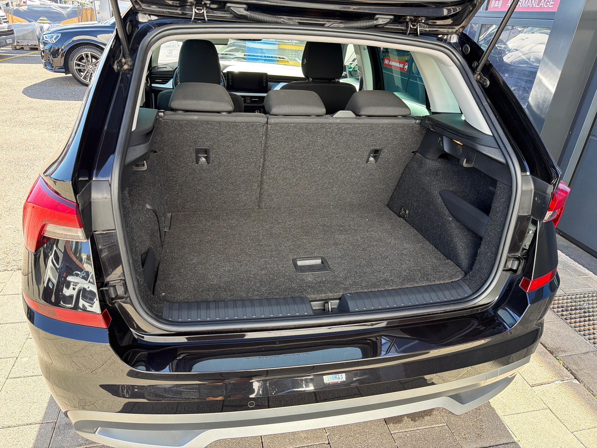 SKODA Kamiq 1.0 TSI Ambition DSG-image-5