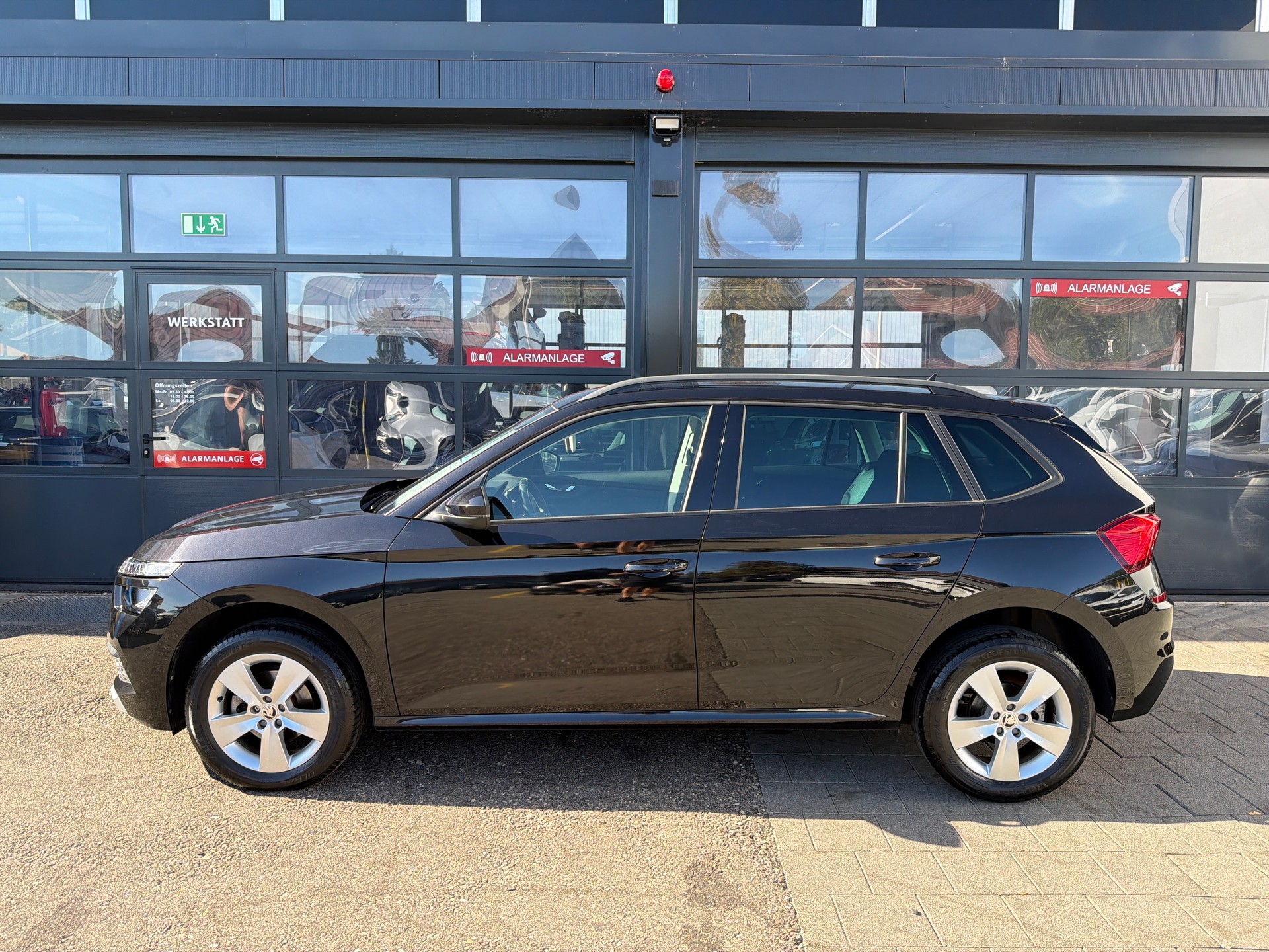SKODA Kamiq 1.0 TSI Ambition DSG-showroom-element-2