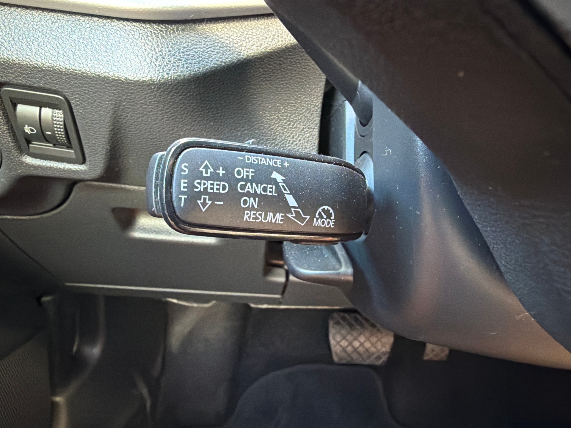 SKODA Kamiq 1.0 TSI Ambition DSG-image-15
