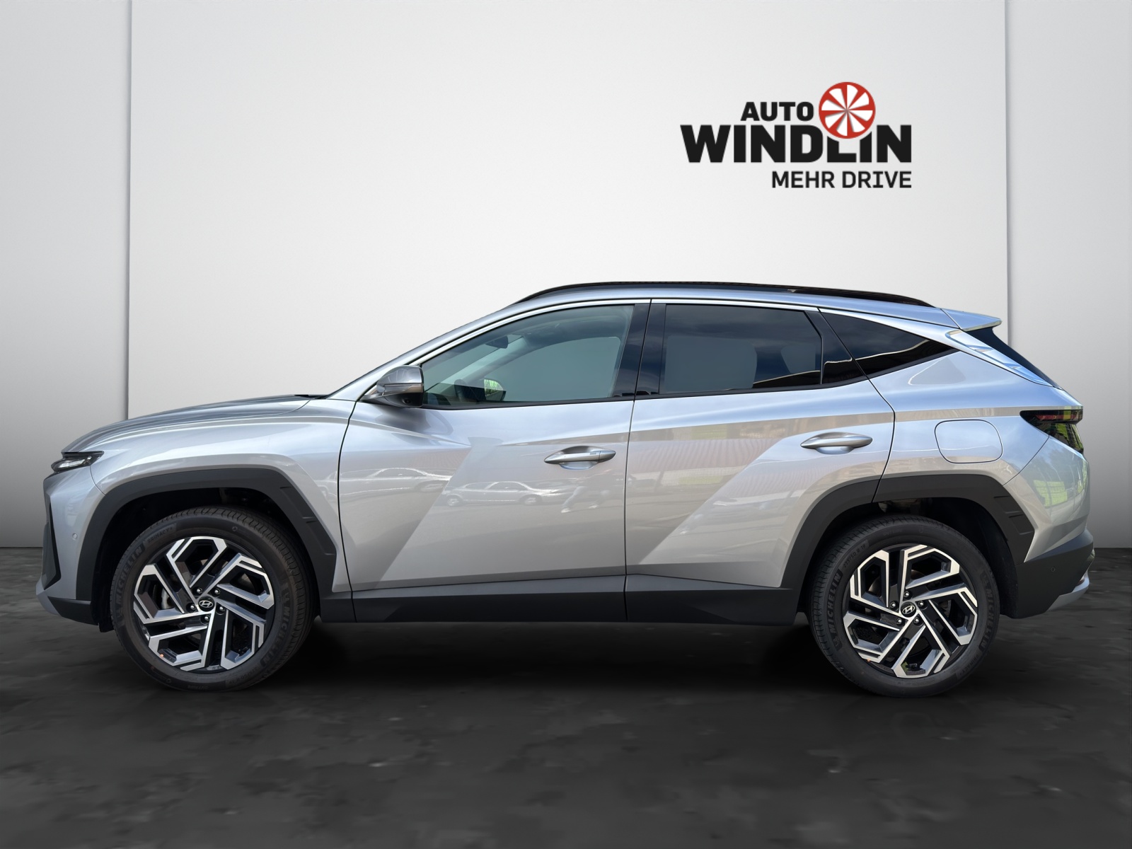 HYUNDAI Tucson 1.6 T-GDi HEV Vertex Sunroof Swiss Edition 4WD-image-2