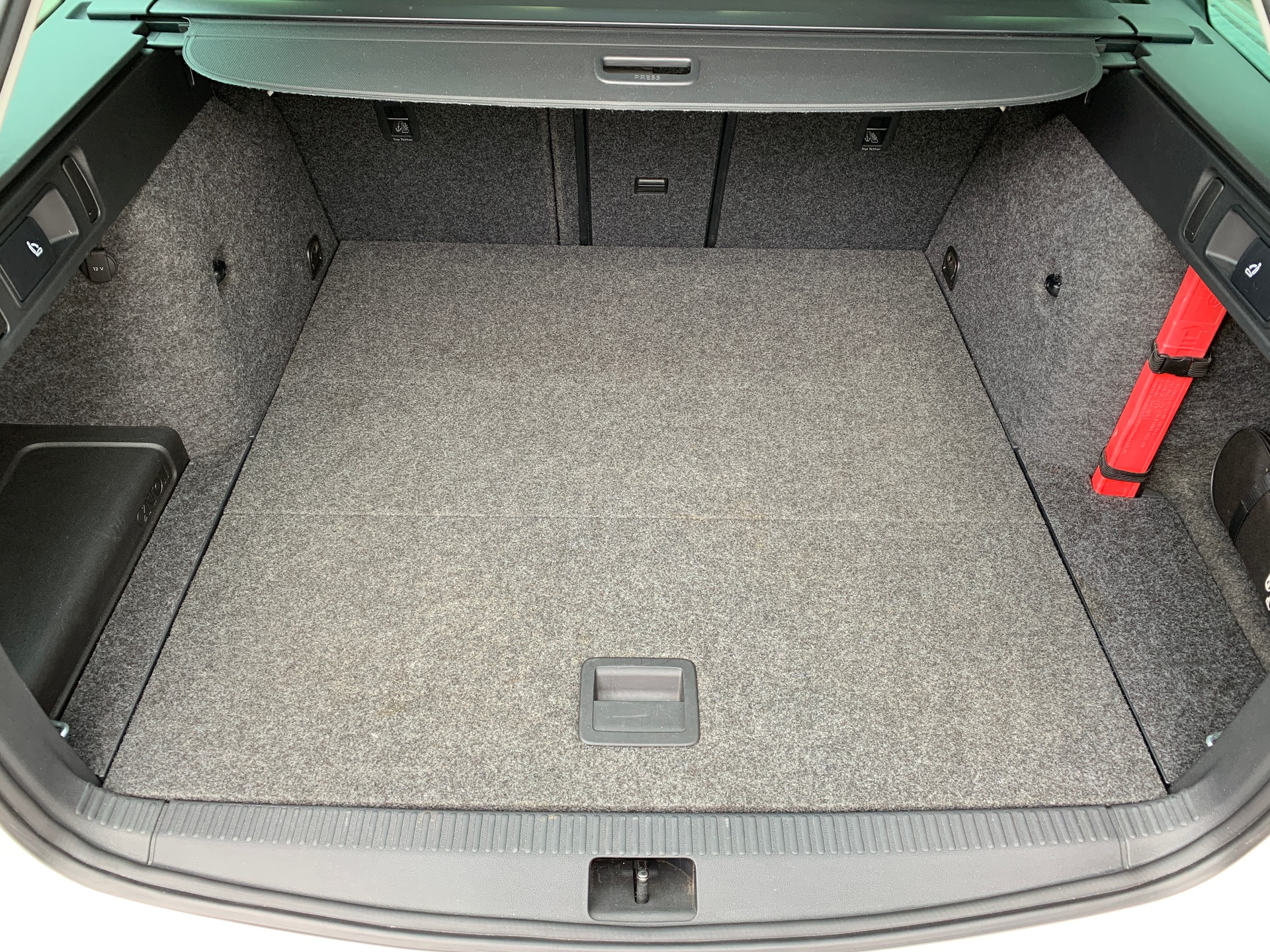 SKODA Octavia Combi 2.0 TDI Scout 4x4 DSG-image-22