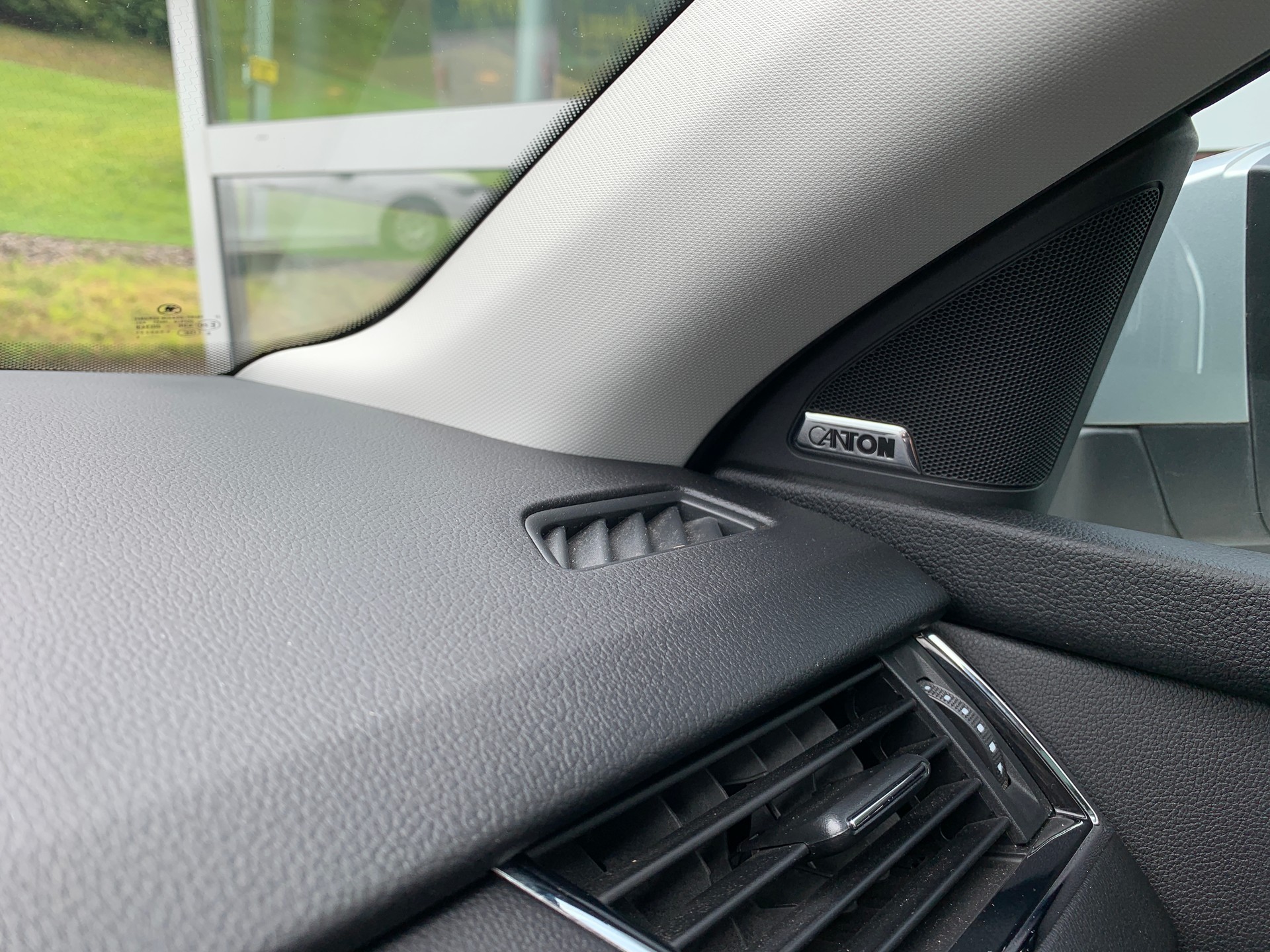 SKODA Octavia Combi 2.0 TDI Scout 4x4 DSG-image-20