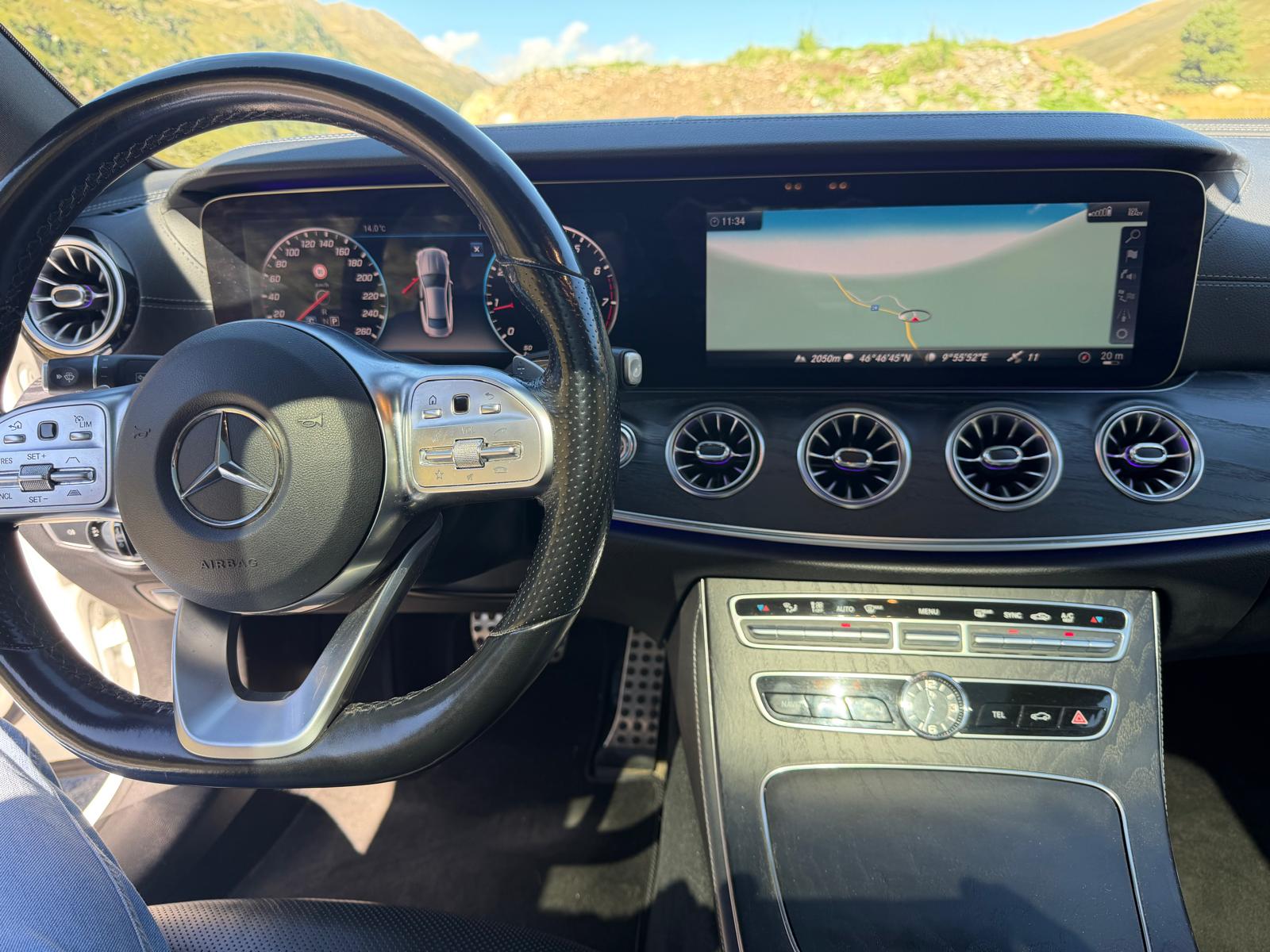 MERCEDES-BENZ E 200 AMG Line 4matic 9G-Tronic Ch-Fahrzeug/Frische MFK/Panoramadach/Sitzluftung/Head Up/Burmester uvm.-image-15