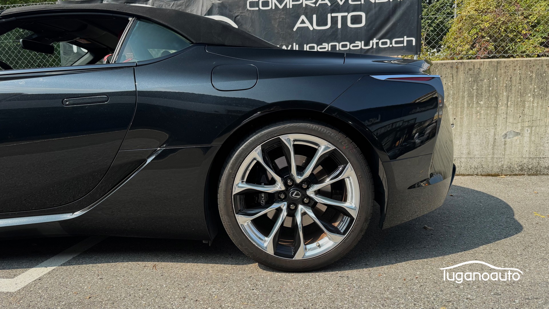 LEXUS LC 500 Cabriolet V8 Bespoke Automatic-image-5