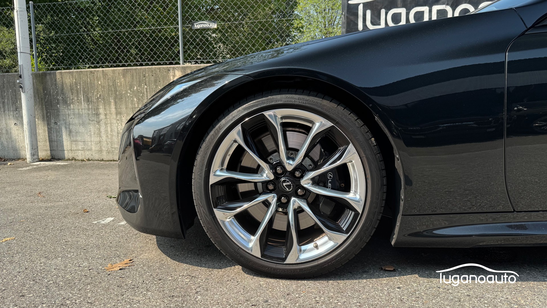 LEXUS LC 500 Cabriolet V8 Bespoke Automatic-image-4