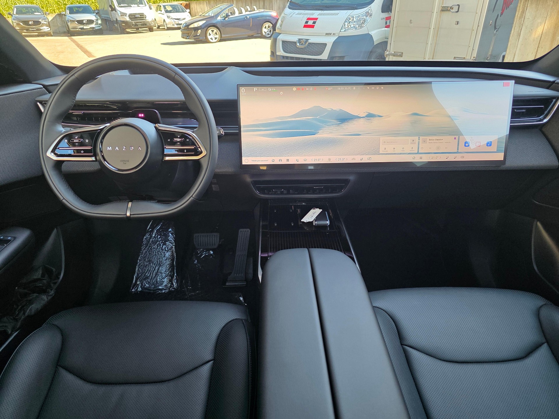 MAZDA CX-6e Takumi-image-10
