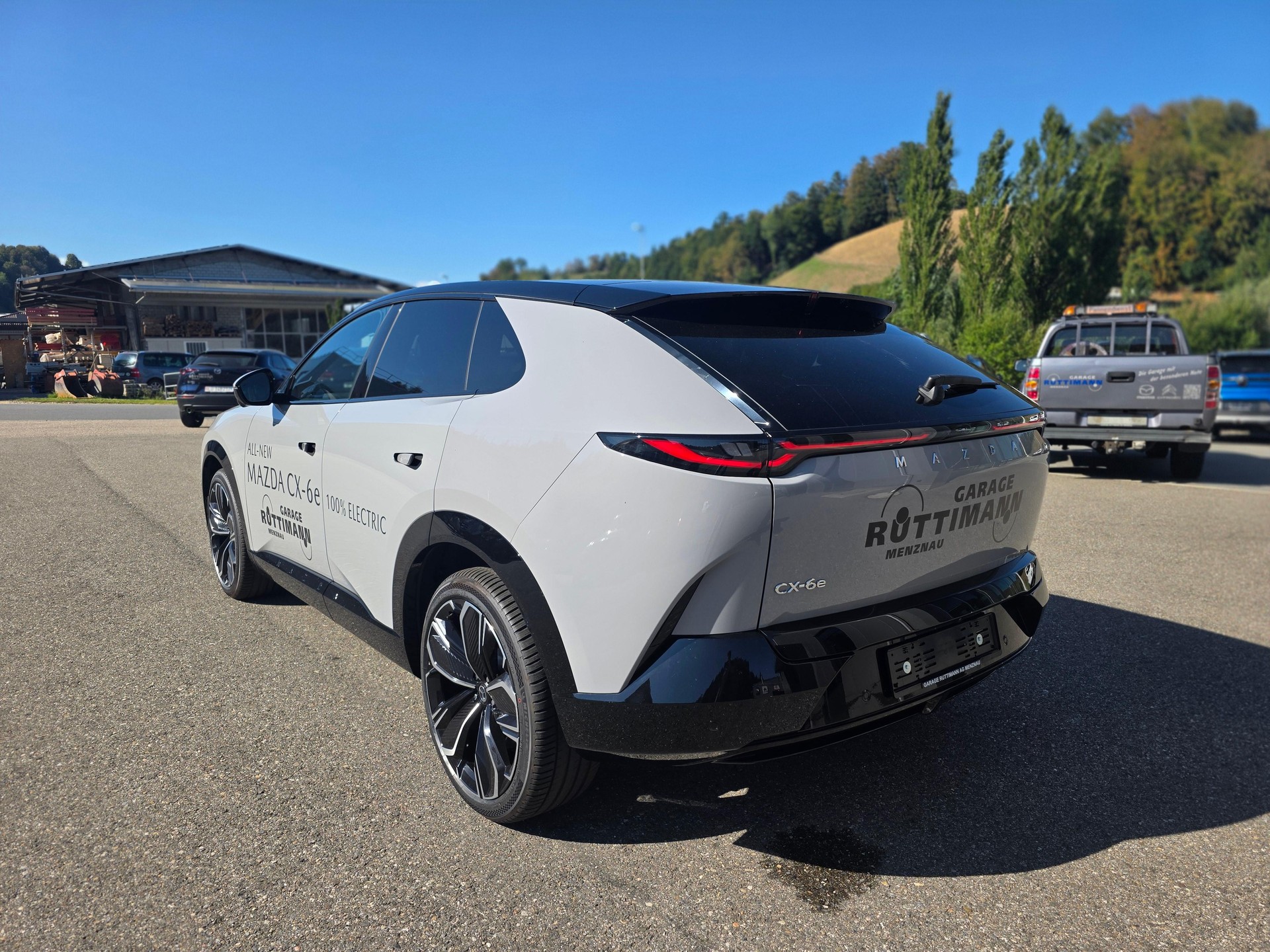 MAZDA CX-6e Takumi-image-2
