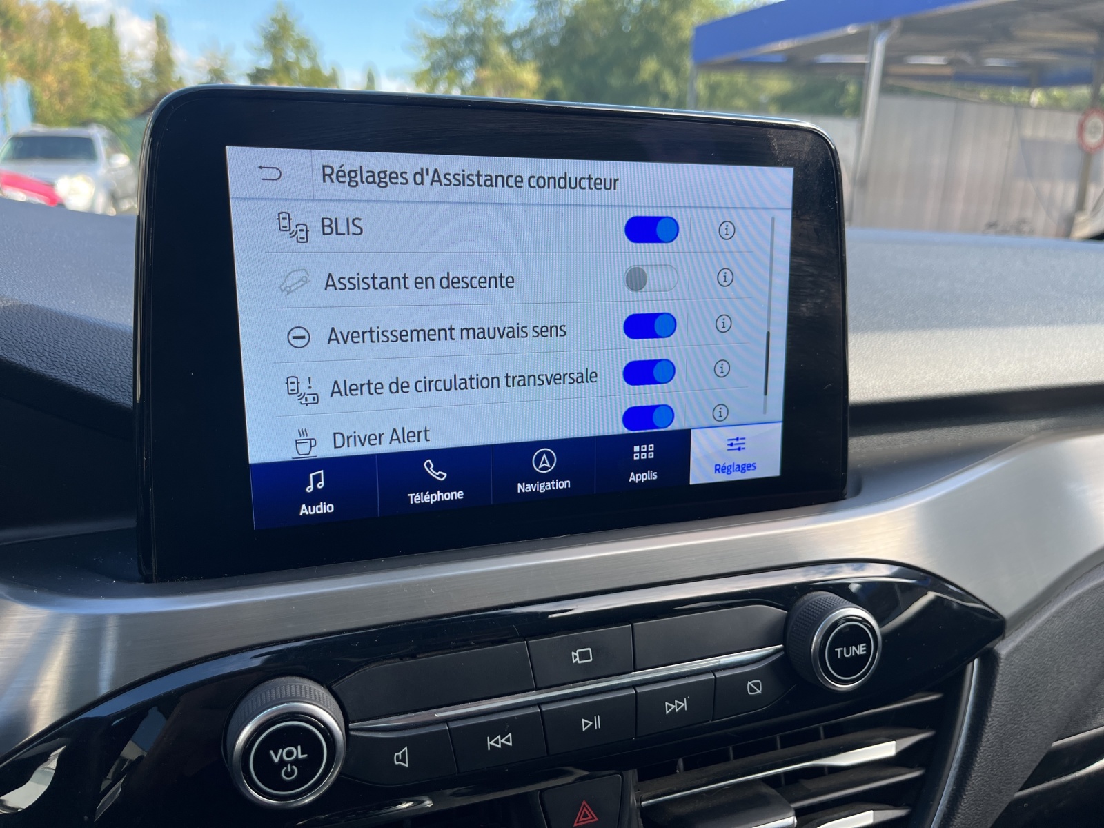 FORD Kuga 2.5 PHEV Titanium 2WD-image-18