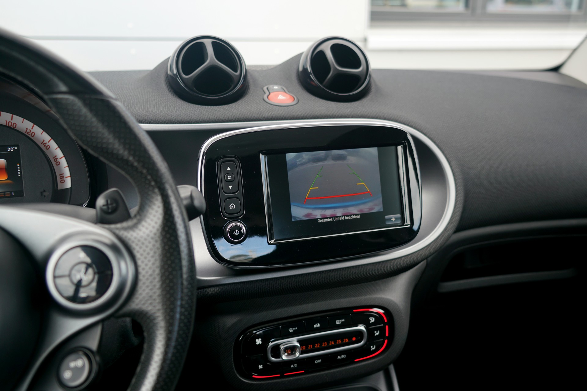 SMART fortwo coupé prime twinmatic (CH)-image-7